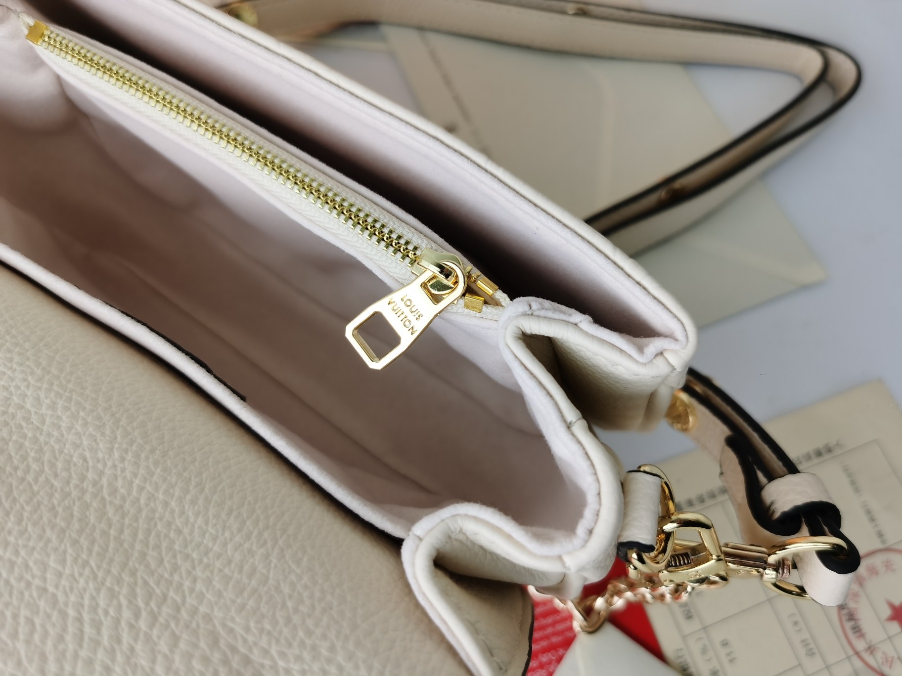 Pochette Métis East West 手袋取材 Monoglam 帆布