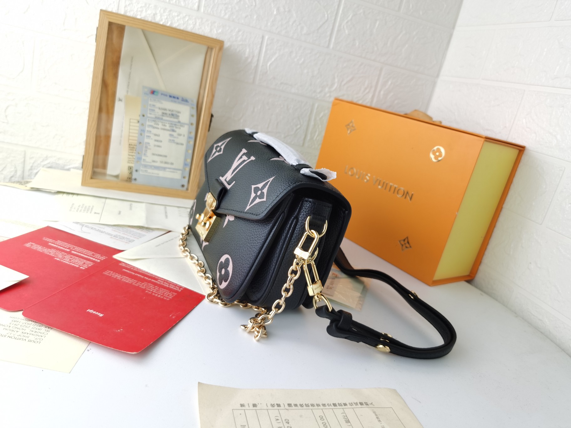 Pochette Métis East West 手袋取材 Monoglam 帆布