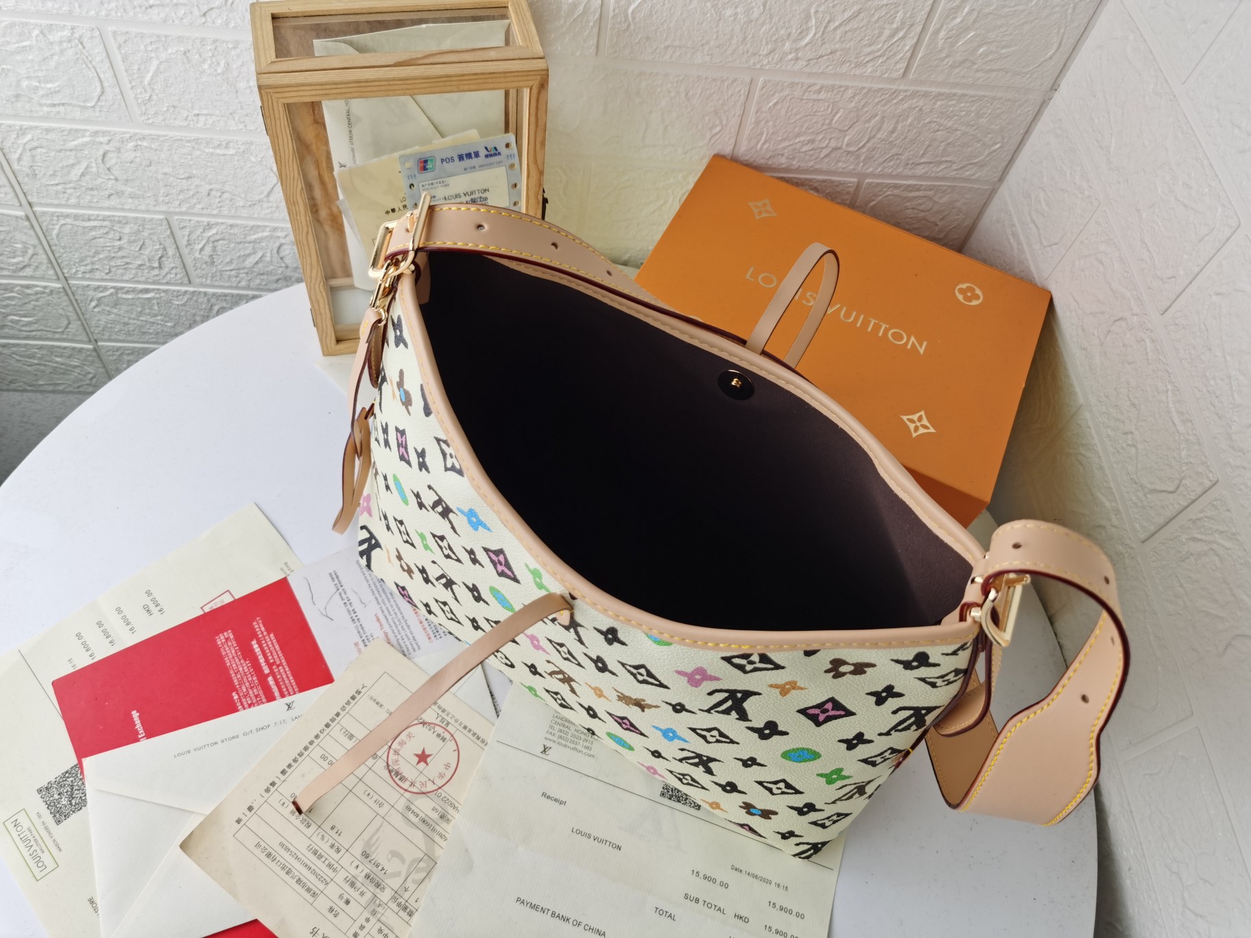 洗練されたデザインのCarryAll中号手袋