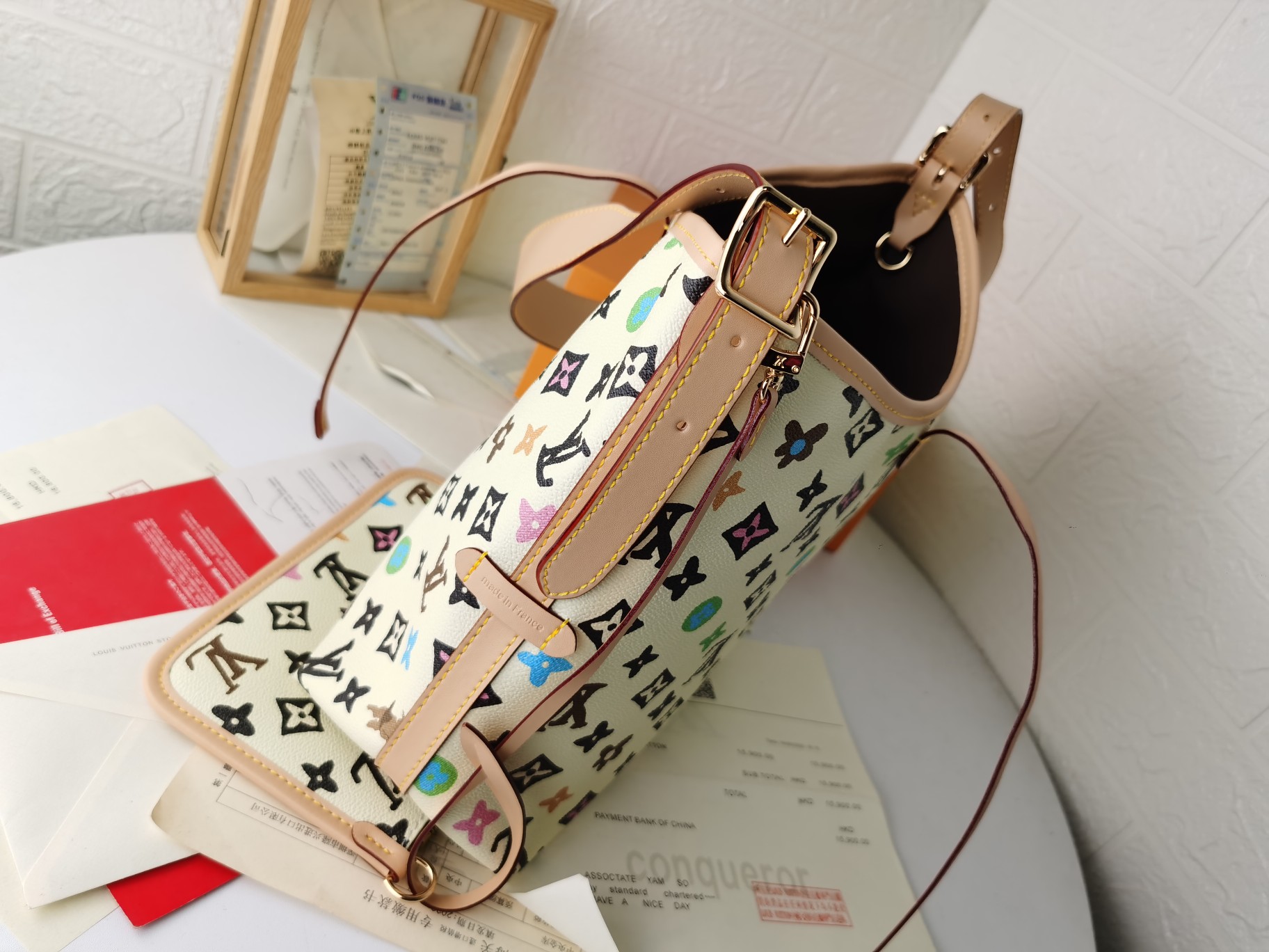 洗練されたデザインのCarryAll中号手袋