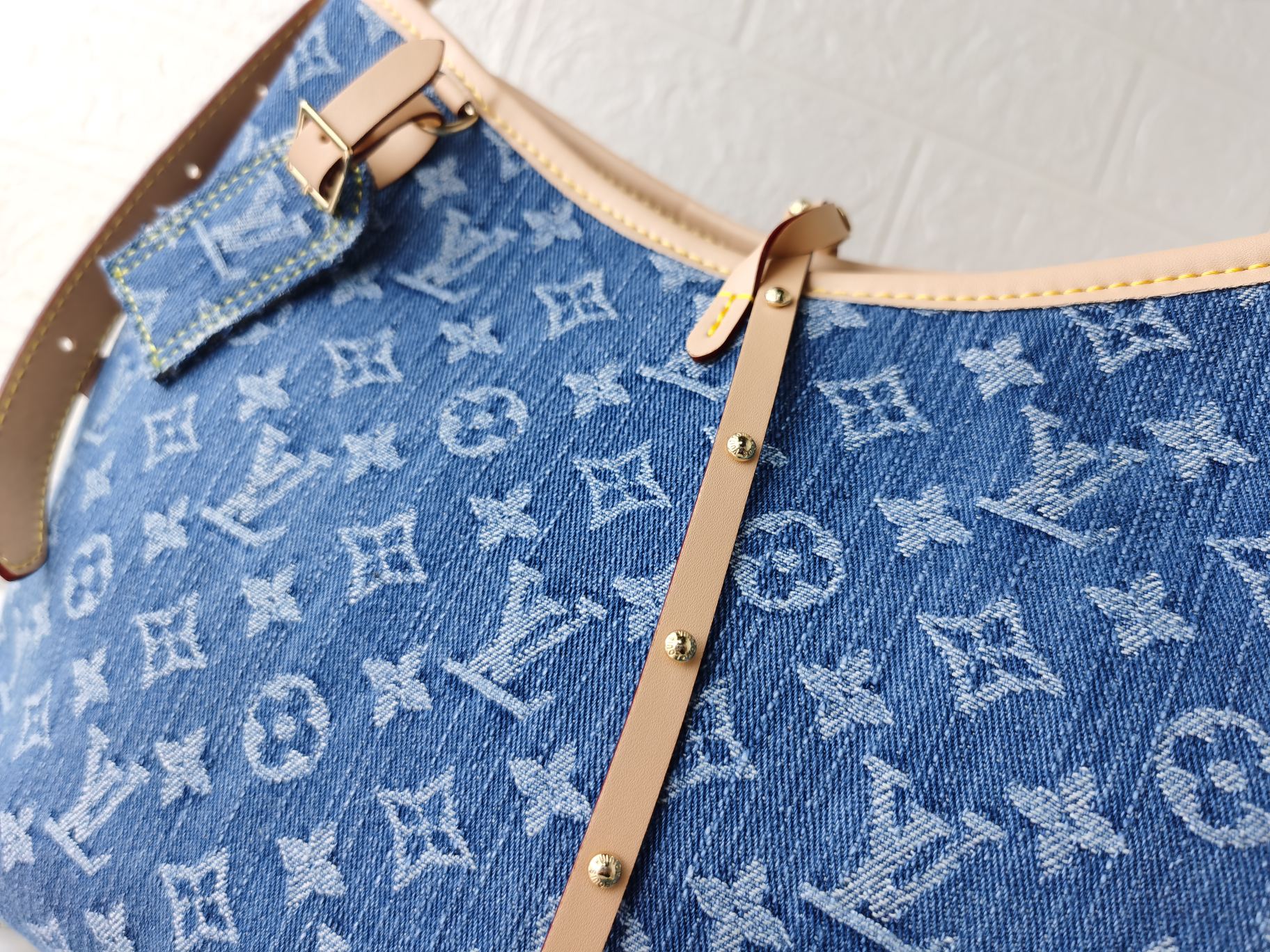 新作ブルーキャリオール中号手袋