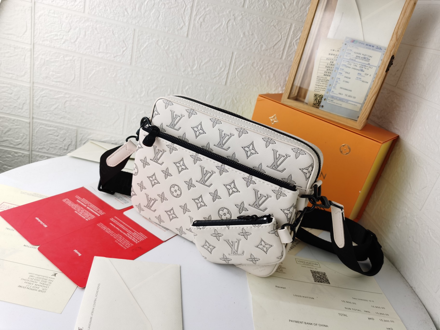 全皮製高級感溢れる男士用郵便バッグ