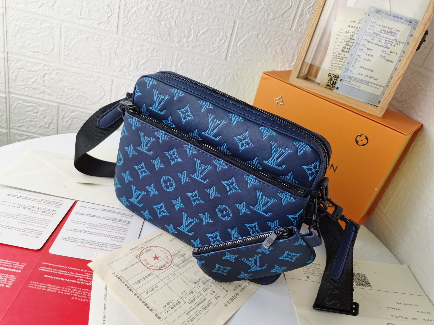 全皮圧花の高級信使包 - スタイリッシュな男のための選択