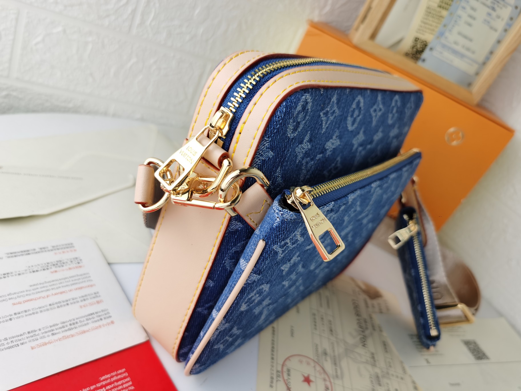 新作SPRINTER信使包 - Monogramデザインの高級感溢れるスタイル