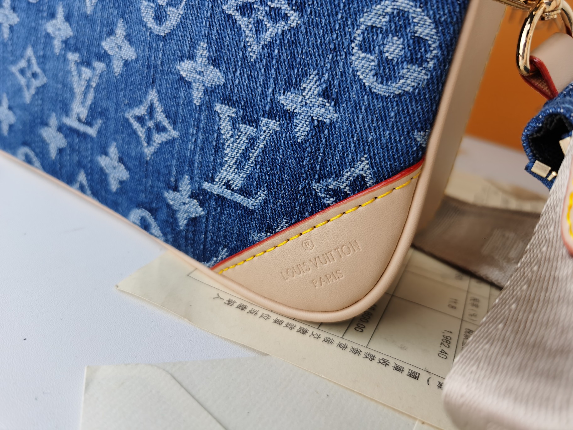 新作SPRINTER信使包 - Monogramデザインの高級感溢れるスタイル