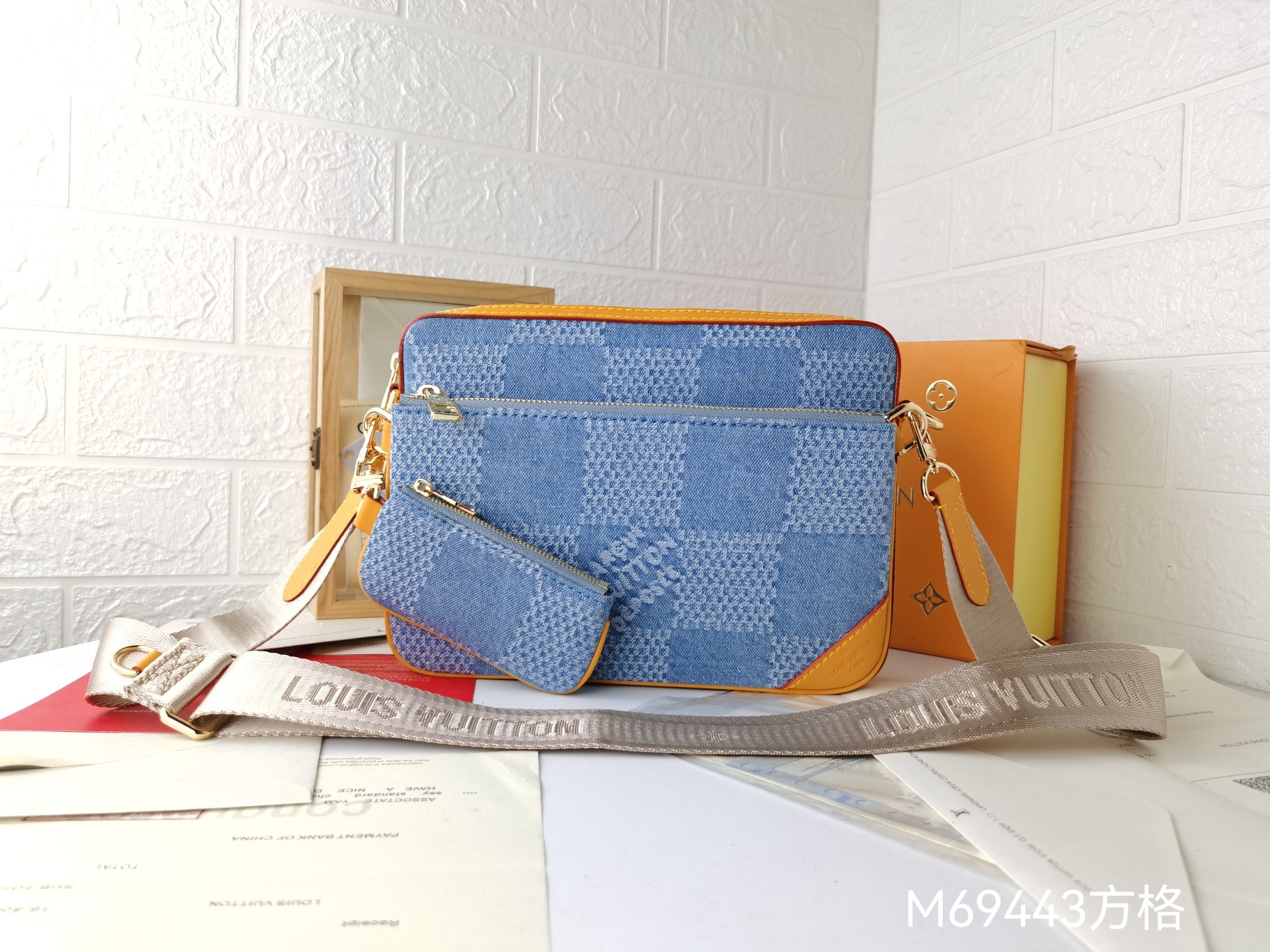 新作トリオ郵差バッグ - モノグラム・エクリプスデザイン