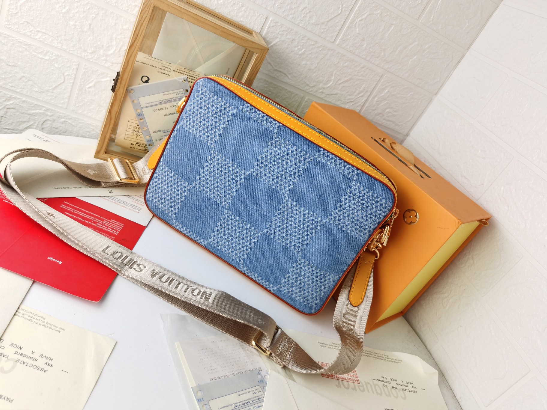 新作トリオ郵差バッグ - モノグラム・エクリプスデザイン