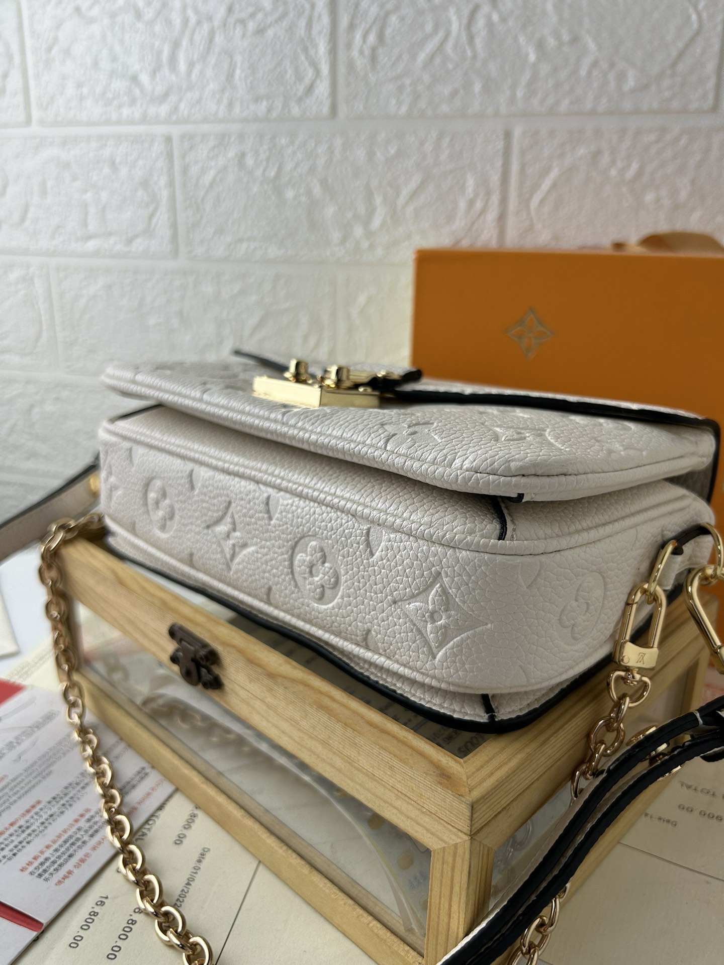 おしゃれなLV郵差包 East West Métis 小号