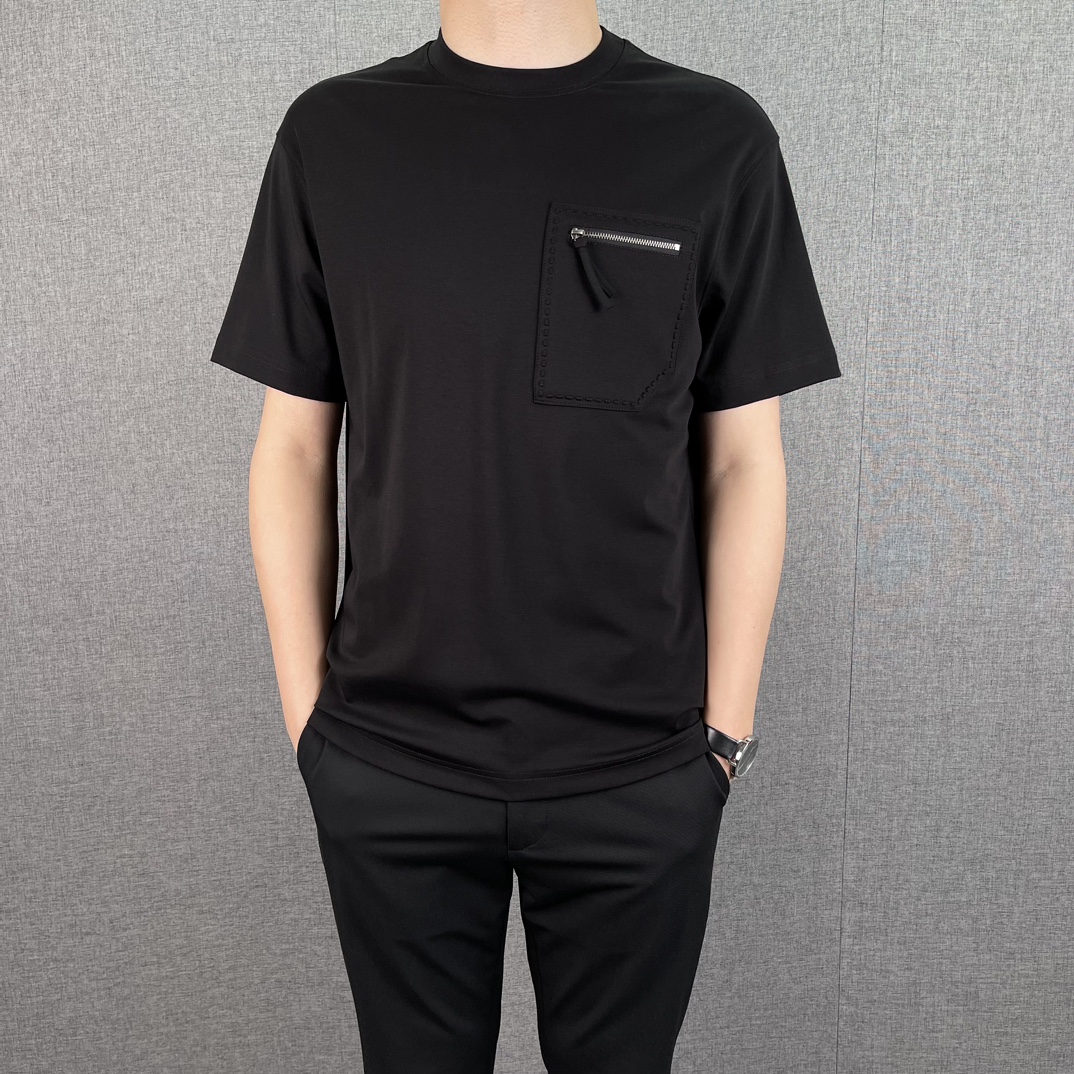 Prada Kleding T-Shirt Zwart Wit Mannen Katoen Lente/Zomercollectie Korte mouw