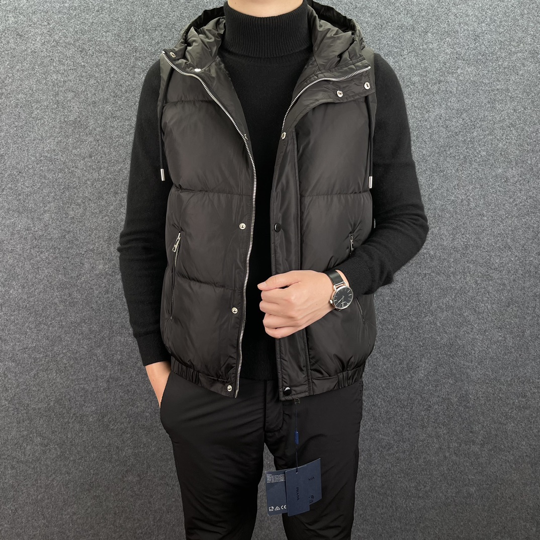 Prada Kleding Vest Zwart Mannen Herfst/winter collectie Fashion Bovenzijde met capuchon