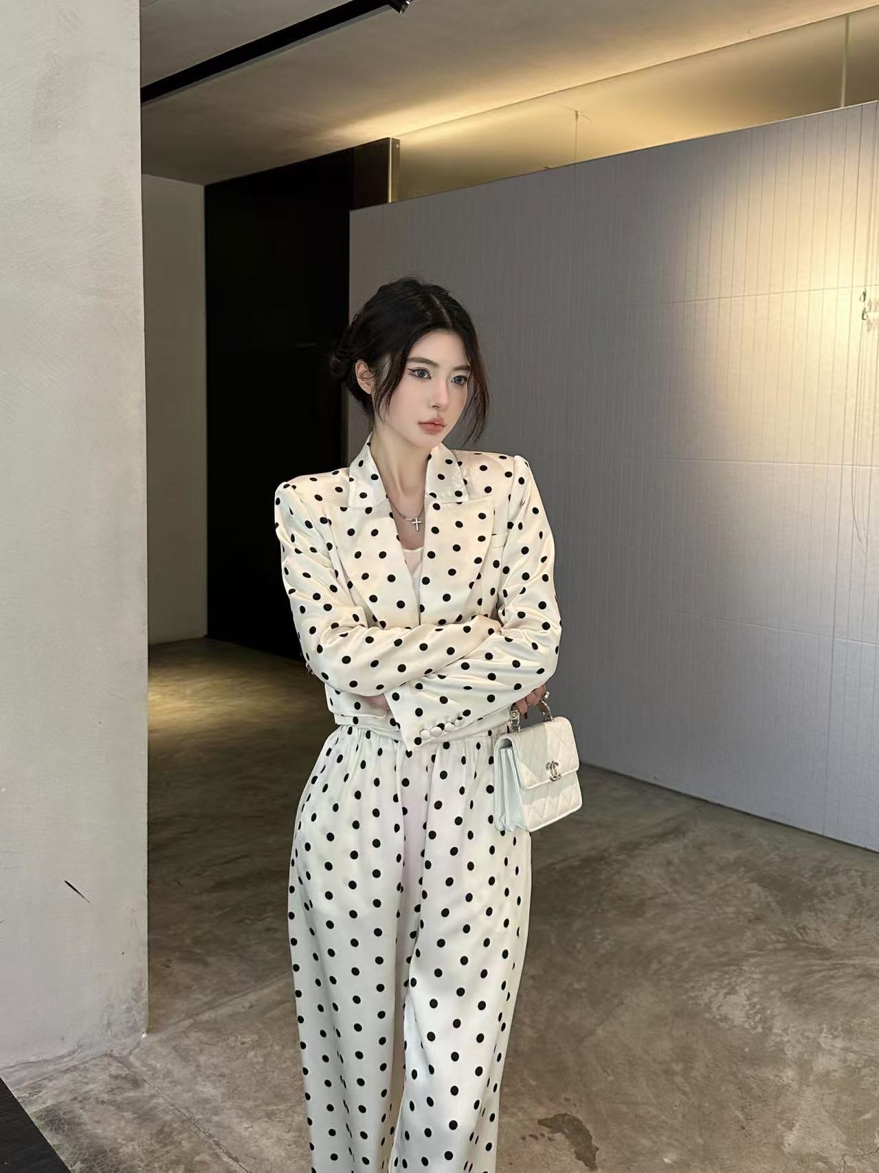 NO:313328,Tops, pants, alexander wang19860909上衣,裤子,,alexander wang,Women's clothing