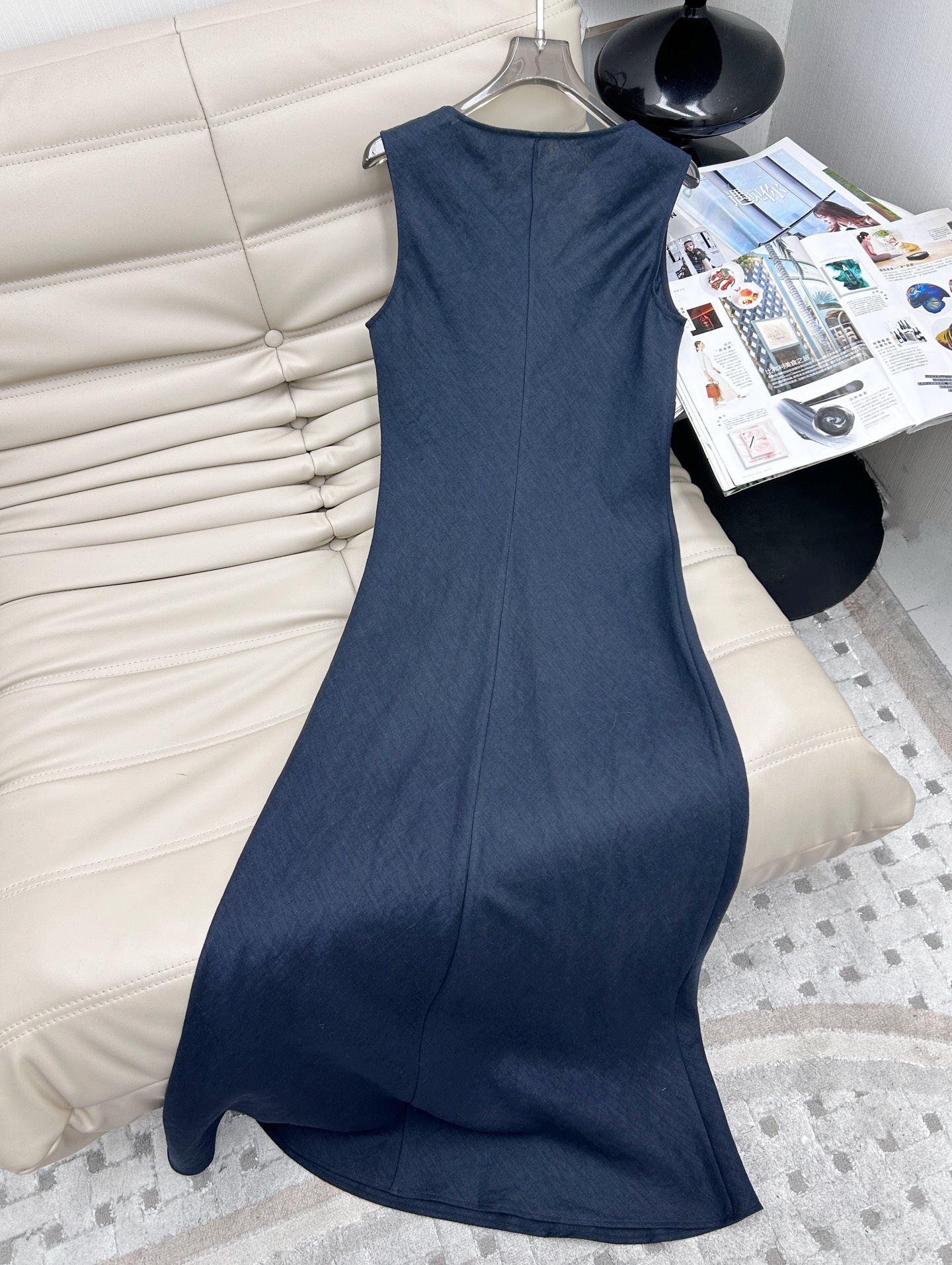 Elegant Linen U-Neck Sleeveless Dress with Fitted Waist and Fishtail Hem - New 6 i1744716196487 554 0 5
