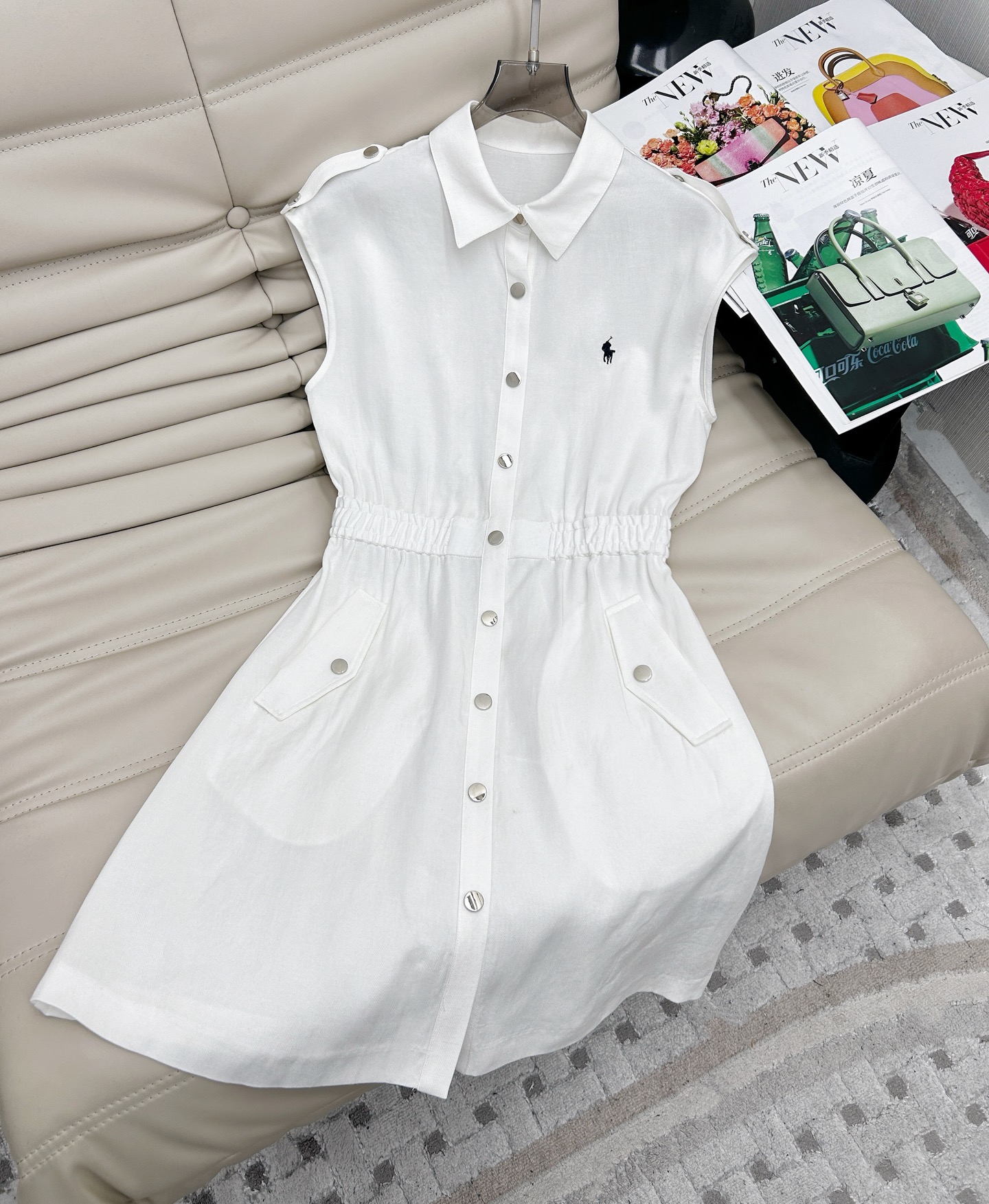 NO:412907,25ss new minimalist high-end workwear style high-waist dress. The three-dimensional tailoring style is super slim. The back is elastic and waist-retracted and put on and off very conveniently. The elastic waist design is highly inclusive. SML, skirts, alexander wang1986090925ss 新款 极简高级工装风高腰连衣裙 立体剪裁版型上身超级显瘦 后背弹力收腰穿脱十分方便 松紧腰设计包容性强 码数SML,,skirts,alexander wang,Women's clothing