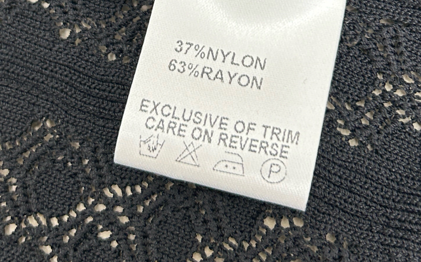Knit Vest Slim Dress with Custom Hardware and Pockets - Elegant & Chic 5 i1748085091590 5576 0 5