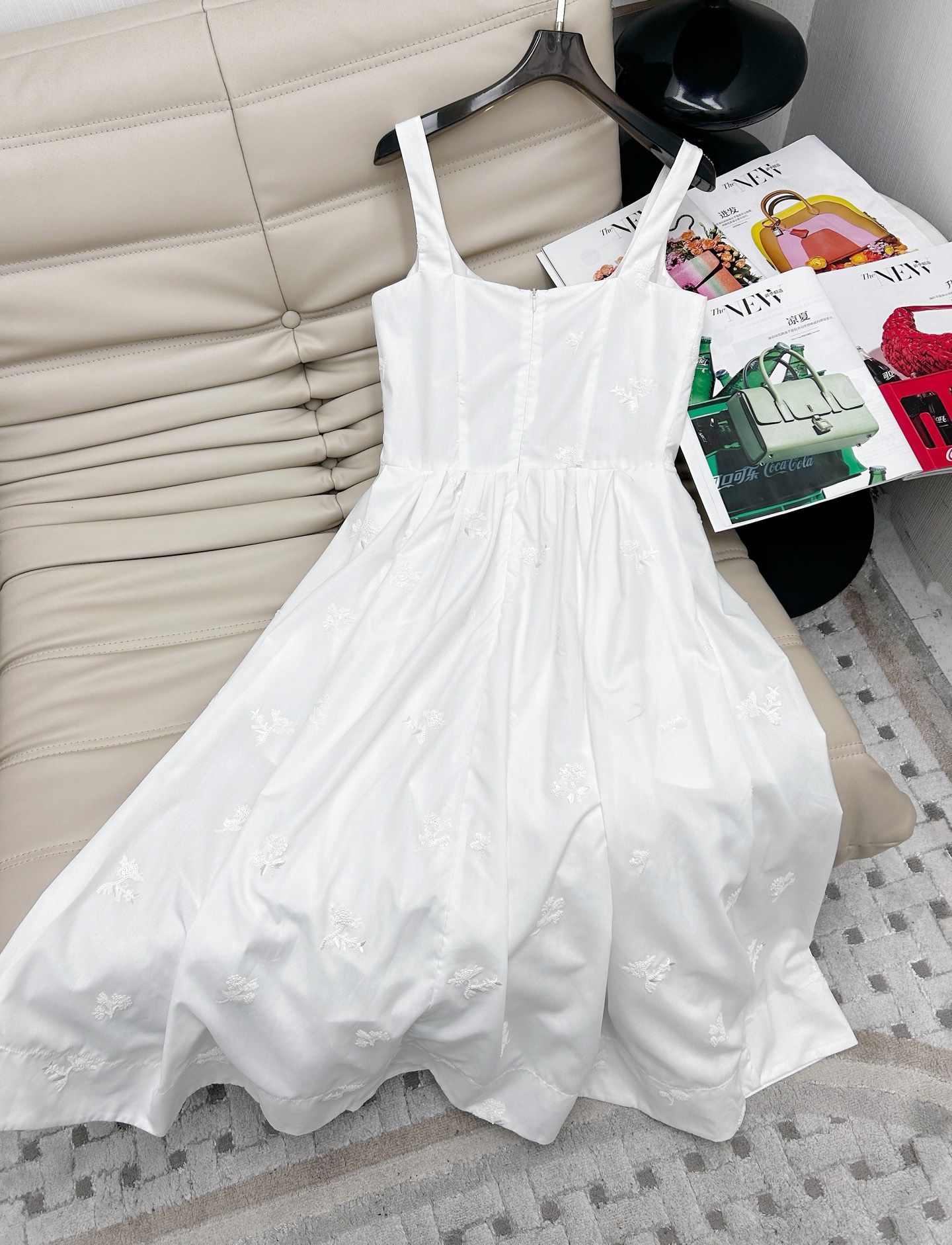 Elegant White U-Neck Sleeveless Maxi Dress with Sequin Embroidery - S, M, L 7 i1748600482535 7257 0 6