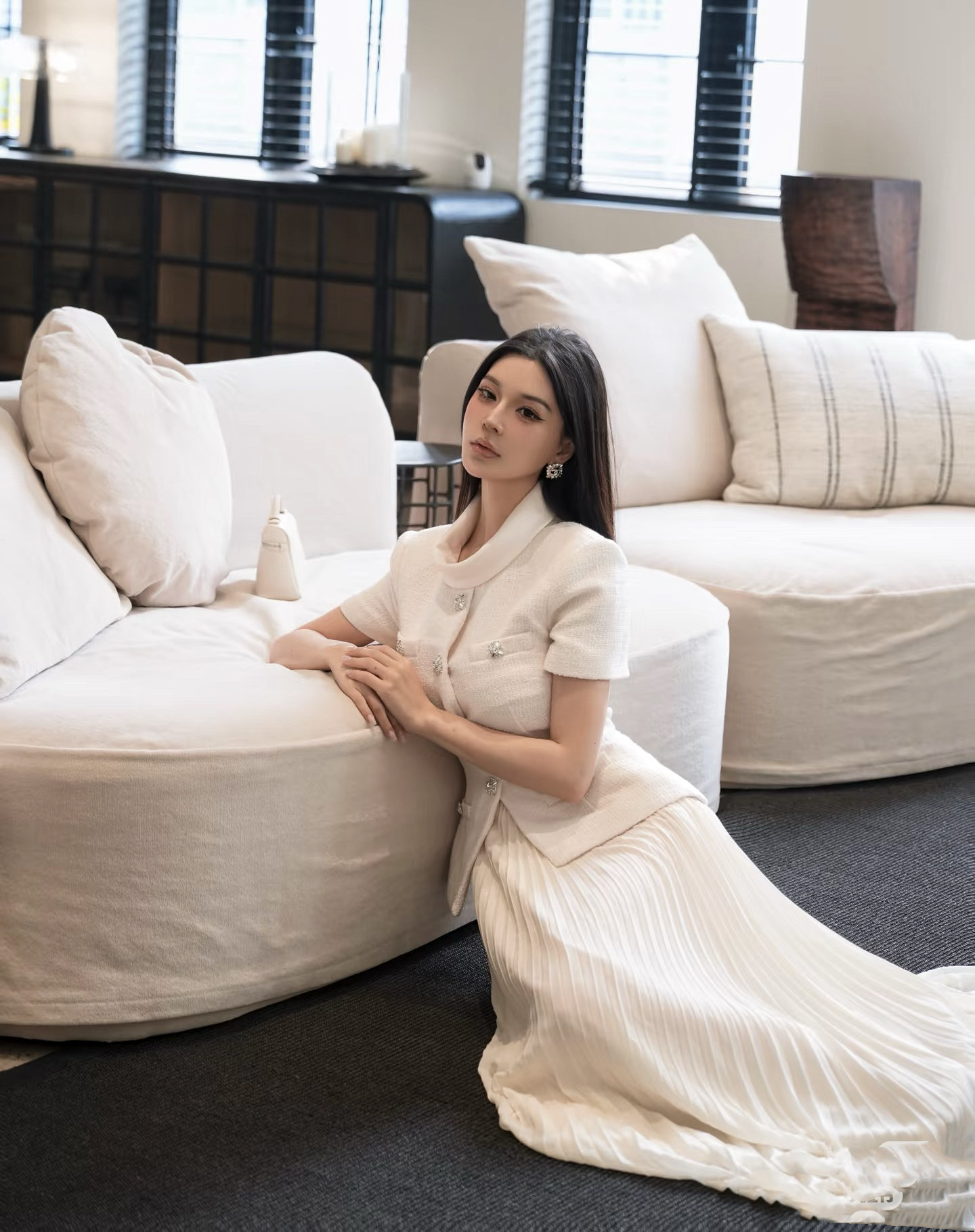 NO:710166,,,19860909,,,Women's clothing