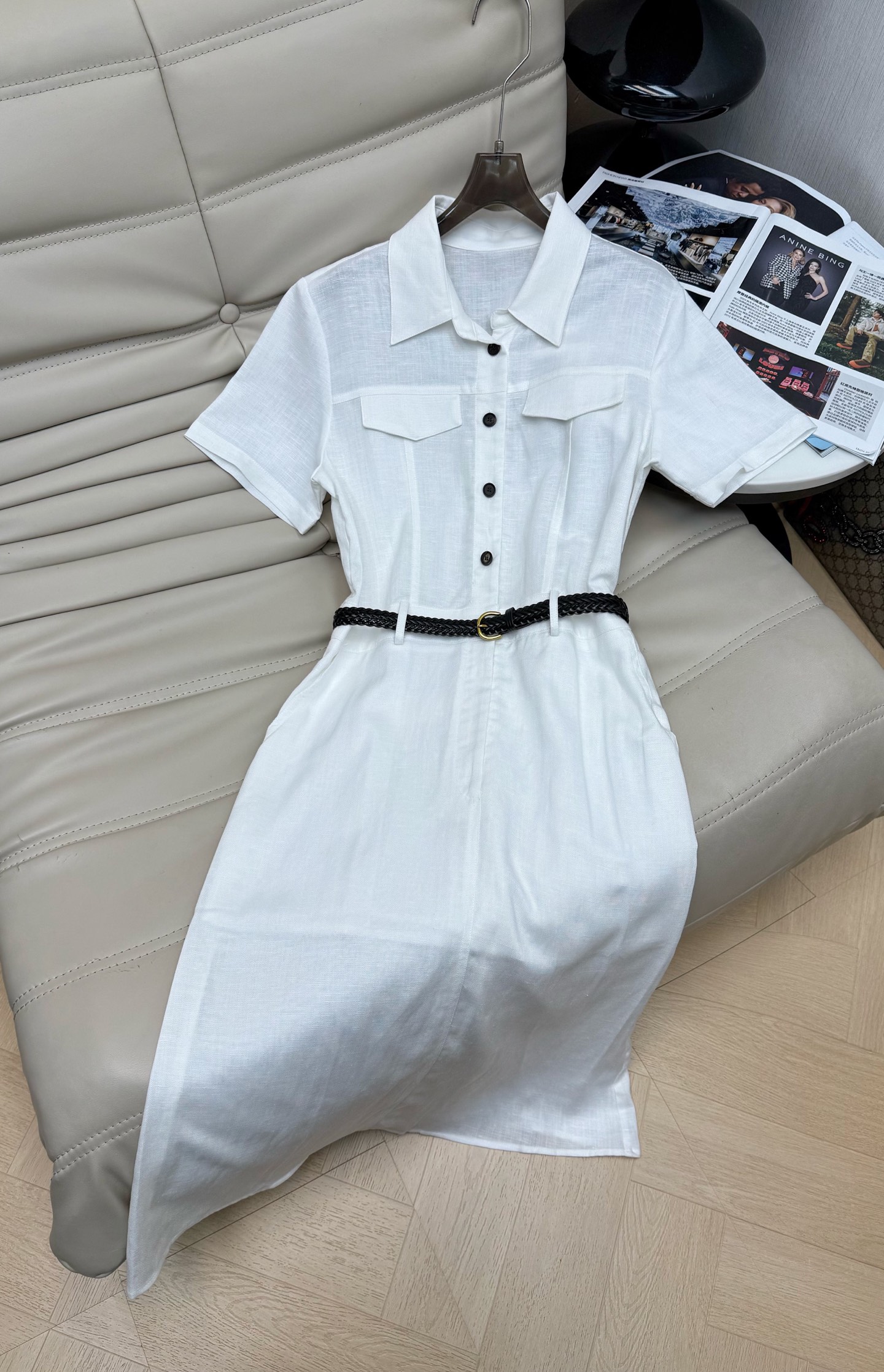NO:841179,The popular 26Ss shirt dress is made of natural fabrics that are light and breathable, making it super comfortable to wear in summer!  Classic shirt collar + short sleeve design, black buttons and belt embellishments. The belt is pure woven leather, and the waist is narrowed to show the body proportions. The skirt is of moderate length, which can be easily controlled for commuting, vacation, and daily life. The color is blue, fresh and natural, and paired with a straw bag or sandals, the summer atmosphere is perfect. Simple and practical, it is a must-have and versatile item for the summer wardrobe!  SML,,sandals,espadrilles,skirts,shirts,T-shirt,19860909爆款26Ss衬衫连衣裙采用天然面料轻薄透气,夏天穿超舒服！经典衬衫领+短袖设计,黑色纽扣和腰带点缀 腰带真皮纯收工编织,收腰显身材比例 裙摆长度适中,通勤、度假、日常都能轻松驾驭.颜色蓝色清新自然,搭配草编包或凉鞋,夏日氛围感满分.简约又实用,是夏季衣橱必备百搭单品！SML,,sandals,espadrilles,skirts,shirts,T-shirt,,Women's clothing