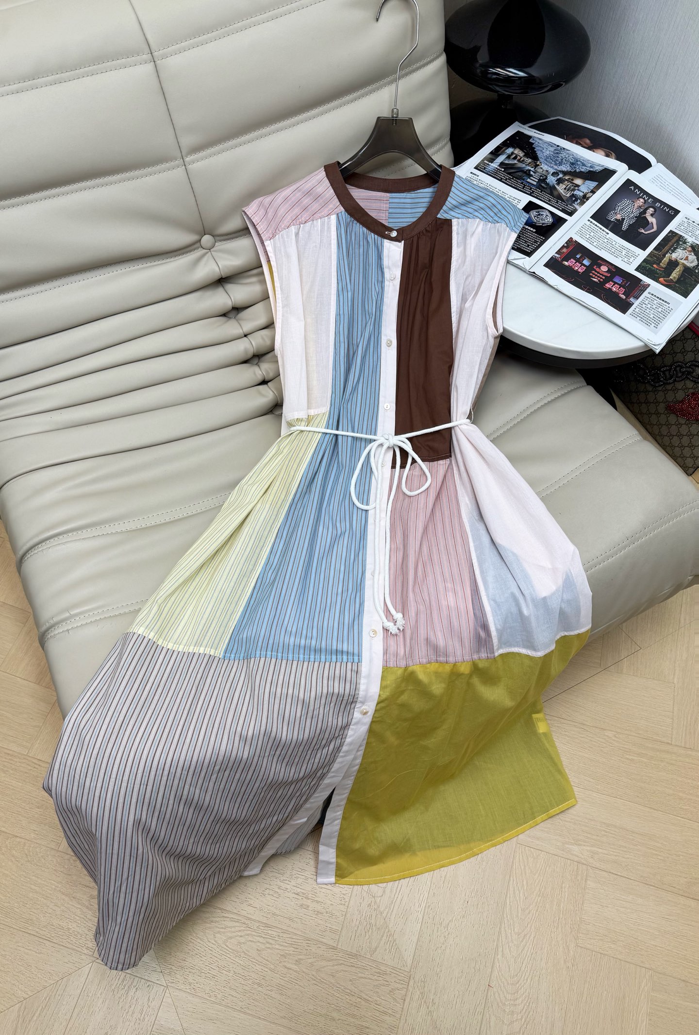 NO:842043,The 2026 niche spring and summer color-blocked dress is made of a variety of colors and textured fabrics, with a full sense of layering and a summer atmosphere!  The vertical stripe design makes you look slimmer and hides the flesh. The mid-length skirt and the pure cotton fabric are light and breathable. It is super comfortable to wear in spring and summer. It is suitable for French casual style for daily life or vacation. It is a must-have for personalized wear!  SML l,,skirts,198609092026小众春夏拼色连衣裙 采用多种色系和纹理面料拼接,层次感满满,夏日氛围感直接拉满！竖条纹设计显瘦又藏肉,中长款裙身,纯棉面料轻盈透气,春夏穿超舒服,日常或度假都很适合法式休闲风,个性穿搭必备！ SML l,,skirts,,Women's clothing
