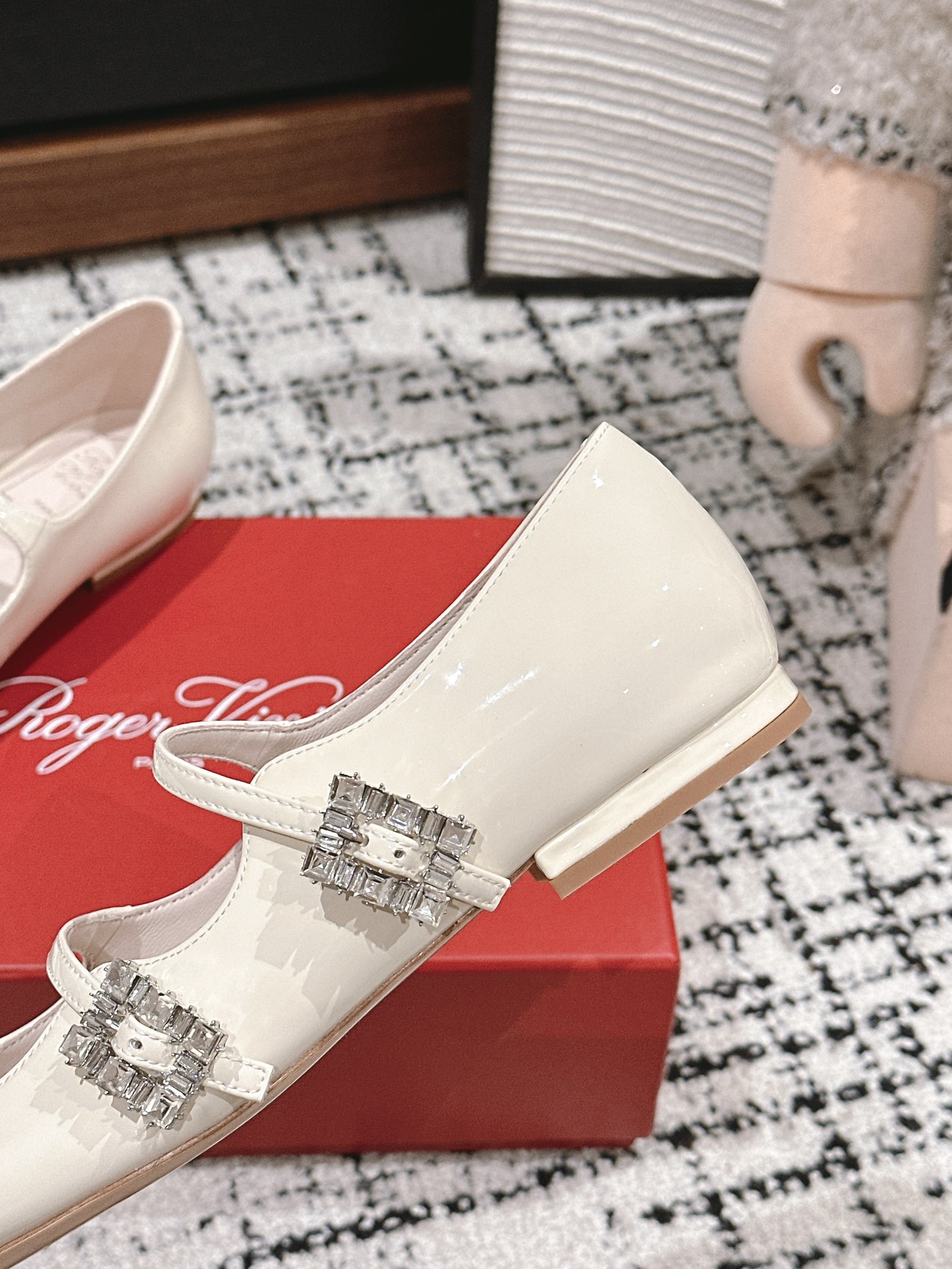 Roger Vivier 专柜款经典鞋履 7