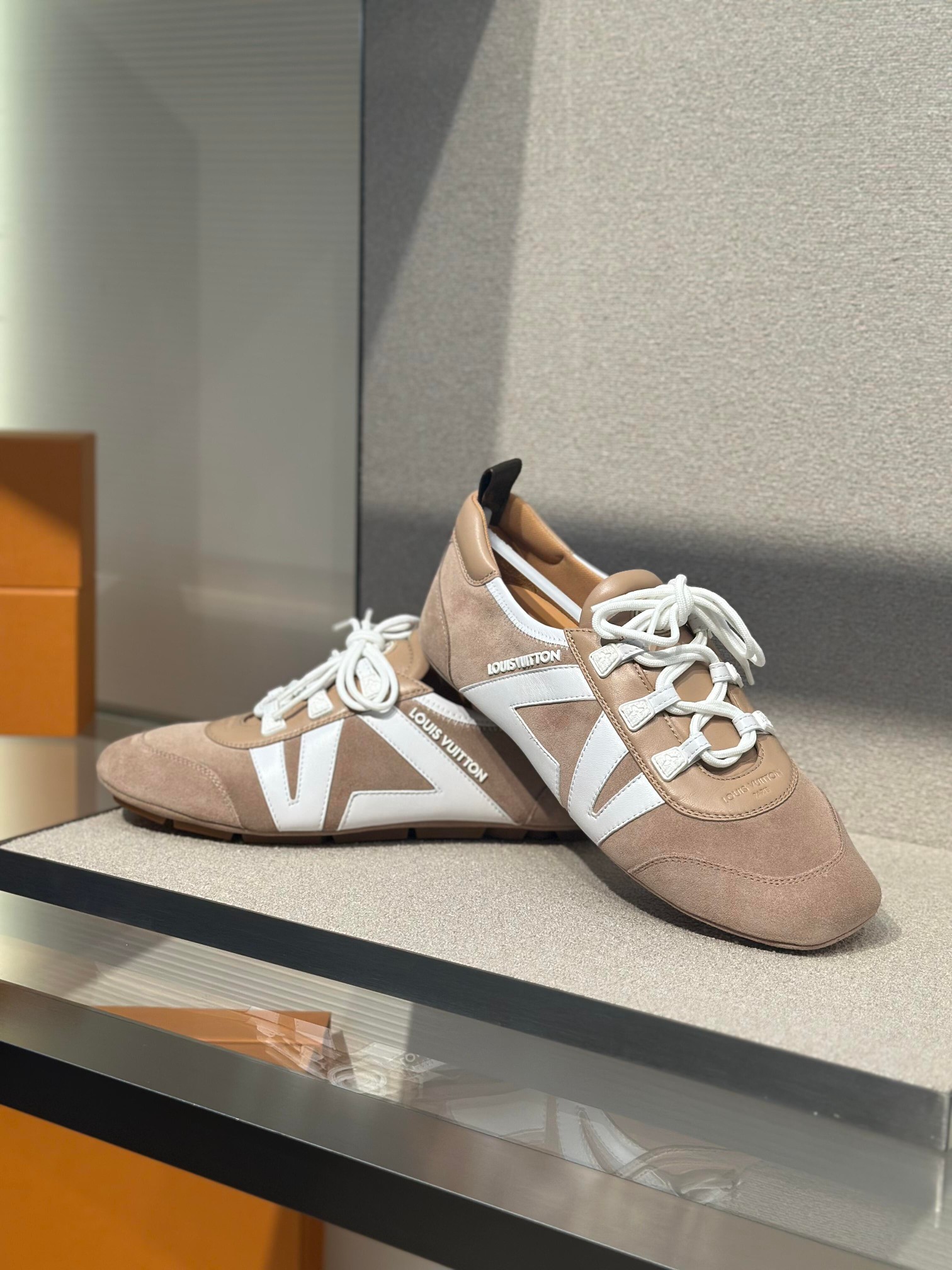 NO:250406,LV｜25 most popular moral training shoes, coming soon, sneakerina, feels like the shoes that will be popular in 25 years [Smile R], booking is about to start~#Super comfortable moral training shoes [Topic]# #Being a trendy shoe from shoes [Topic]# Size (35-39) 34-40-41-42 Customized, casual shoes/sports shoes, louis vuitton, sneakers19860909LV｜25年最火德训鞋 即将来袭sneakerina 感觉是25年要爆火的鞋子[偷笑R] 即将开启预订～#超级舒服的德训鞋[话题]# #从鞋做潮人[话题]# 码数（35-39）34-40-41-42定制,休闲鞋/运动鞋,louis vuitton,sneakers,Women's Shoes