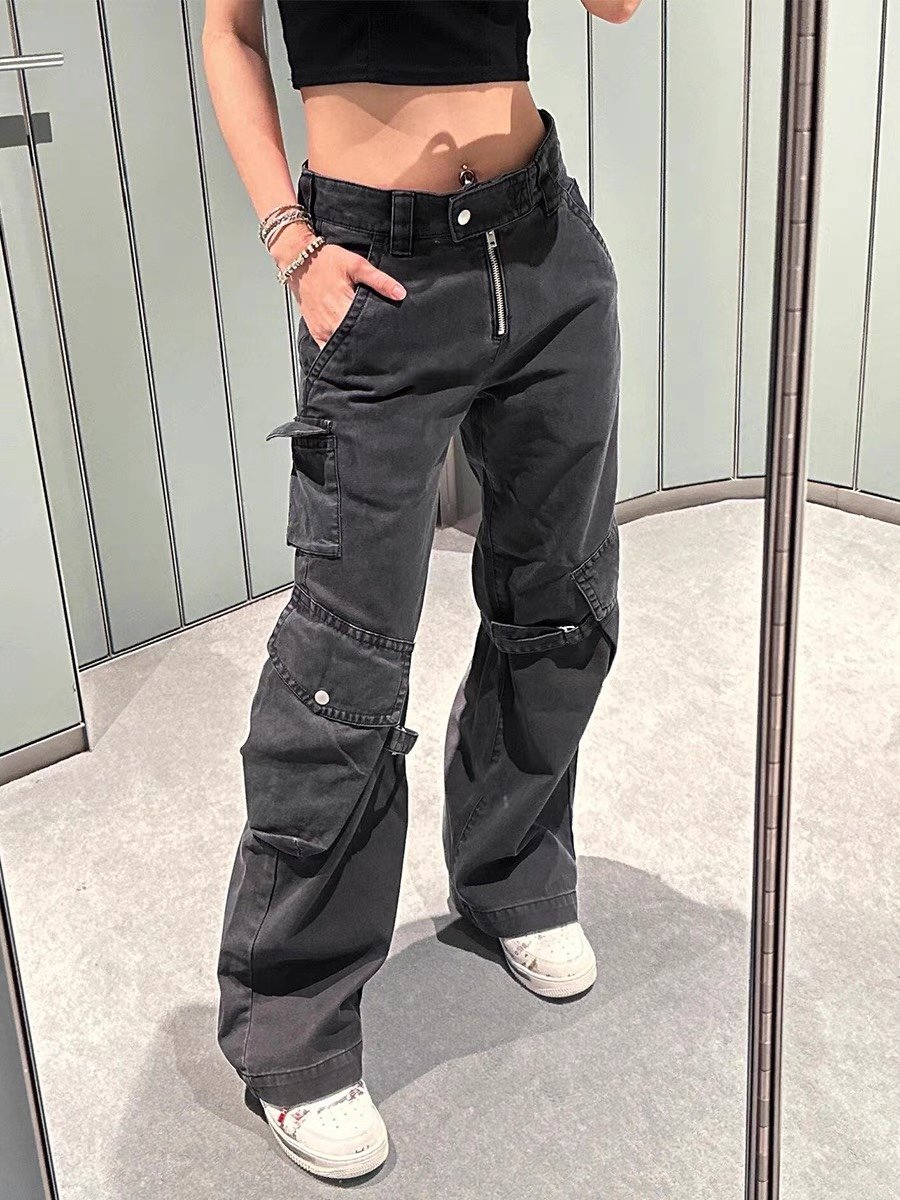  ：Acne Studios超火的水洗做I旧绑带工装长裤可以说是Acne Studios的爆款神裤了微喇版型超及好看上身超赞！黑色 卡色    
