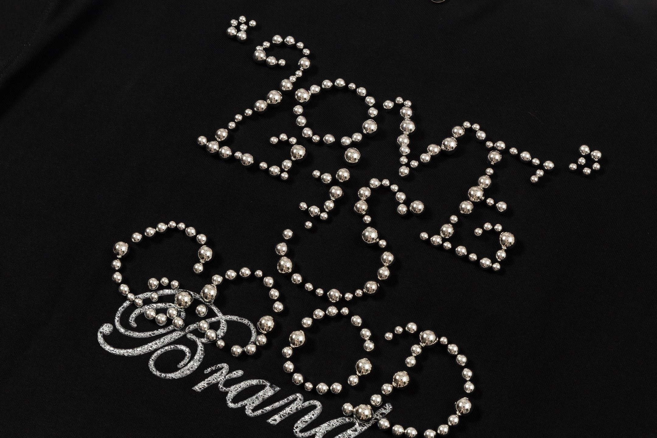 GOOD BRAND 25ss 电镀烤瓷珍珠字母短袖-Chinese UA Cheap High Quatity Brand Clothes Bags handbags Sneakers wholesale wholesaler seller from China Factory suppliers Fashion Clothing Shoes best Quality Beautiful Price GOOD BRAND 25ss 电镀烤瓷珍珠字母短袖