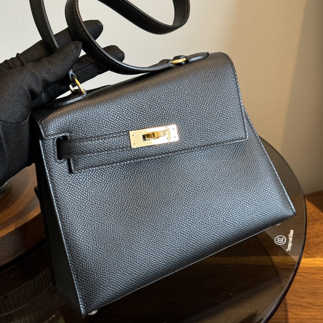 ♥️New stock 
-
89黑色 Epsom 金扣