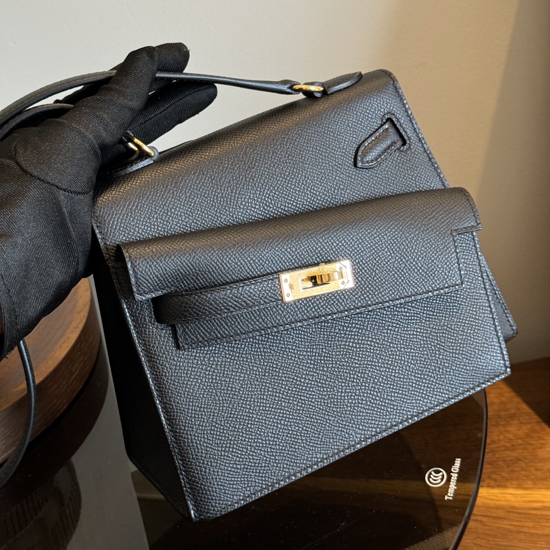 ♥️New stock 
-
89黑色 Epsom 金扣