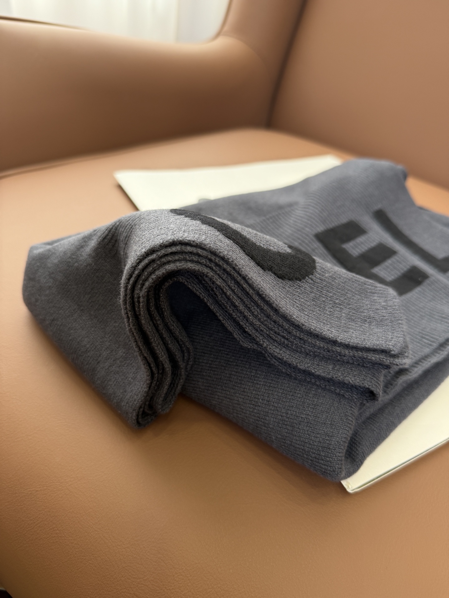 💟【▪Chanel · 香奈儿难得一见的针织单品，温柔配色，超级迷恋❗️气质低调恬静又不失优雅❗️】重点