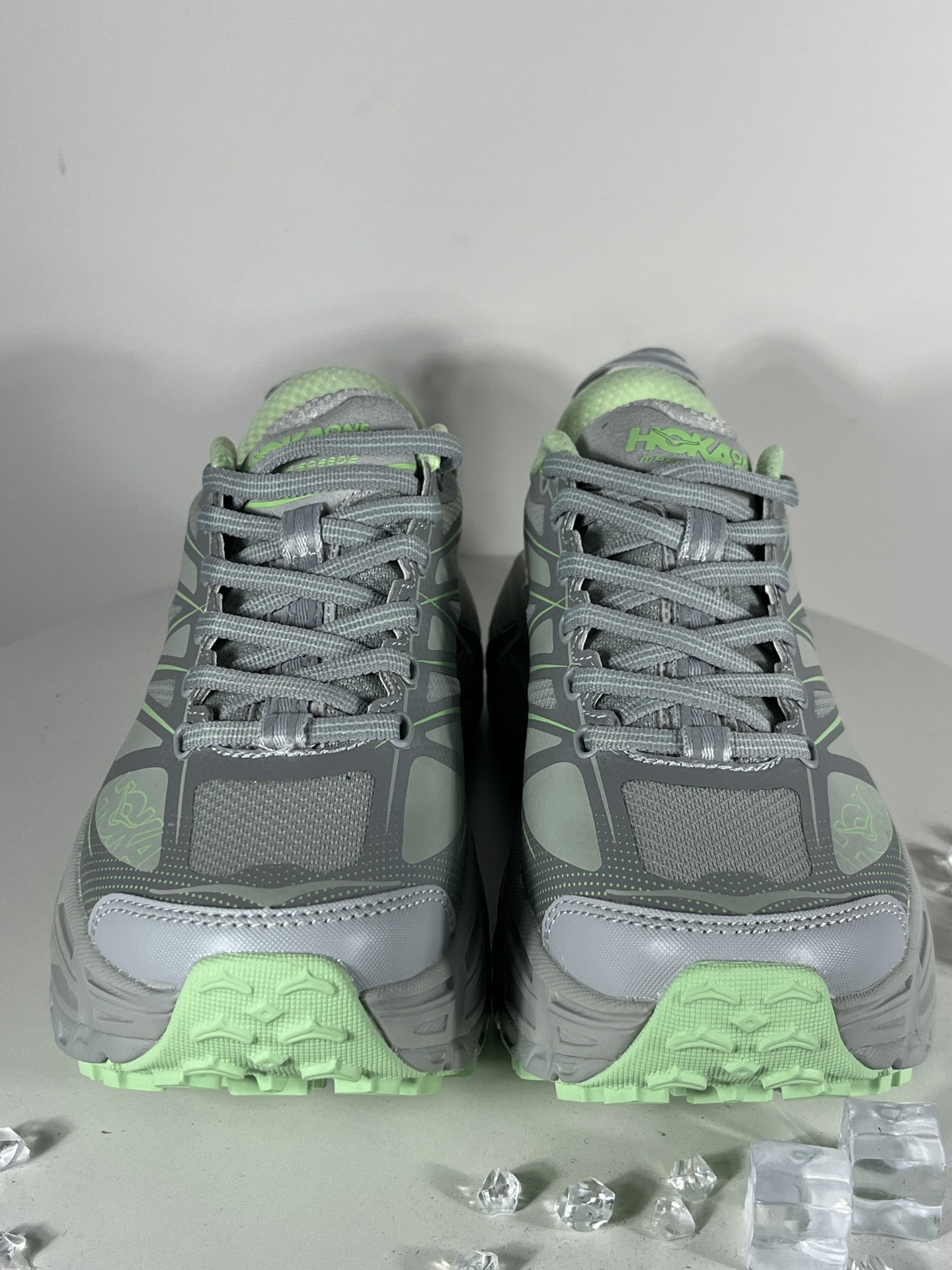 HOKAONEONEMafateSpeed2Low玛法特2代系列低帮轻量户外越野休闲运动慢跑鞋基于各自在