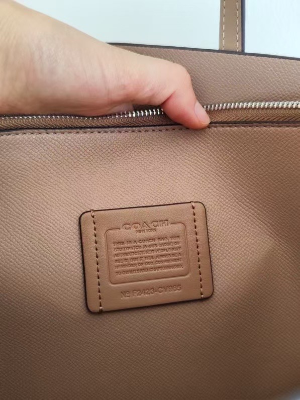 Coach ～原coach蔻驰CV965 Mollie25系列 托特斜挎包