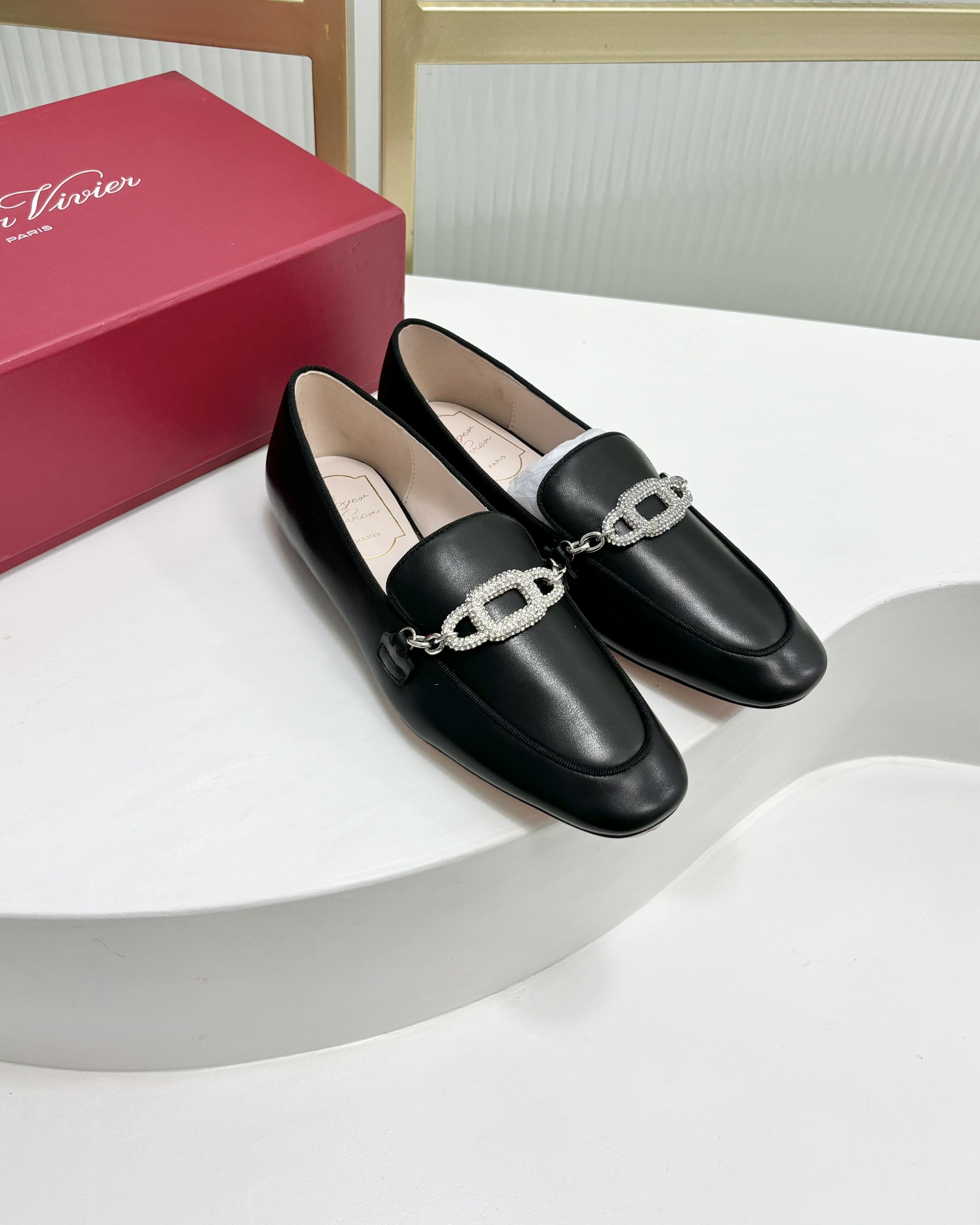 [Roger Vivier Women