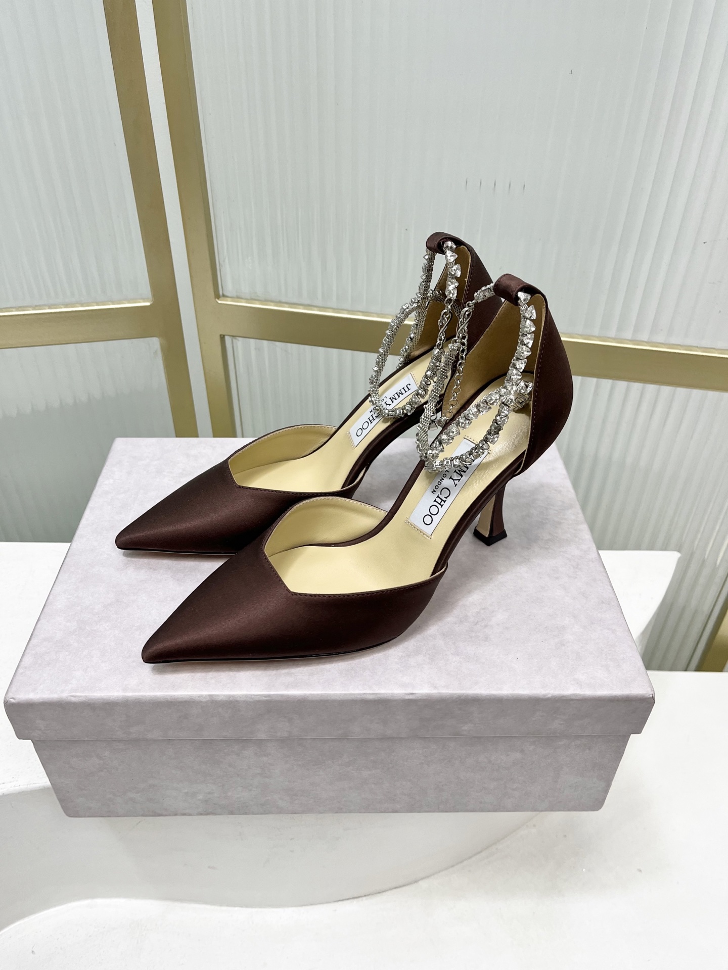 Jimmy Choo Jimmy Cho* JC吉米周新款蝴蝶结钻链真丝绸缎高跟鞋两穿中空尖头凉鞋