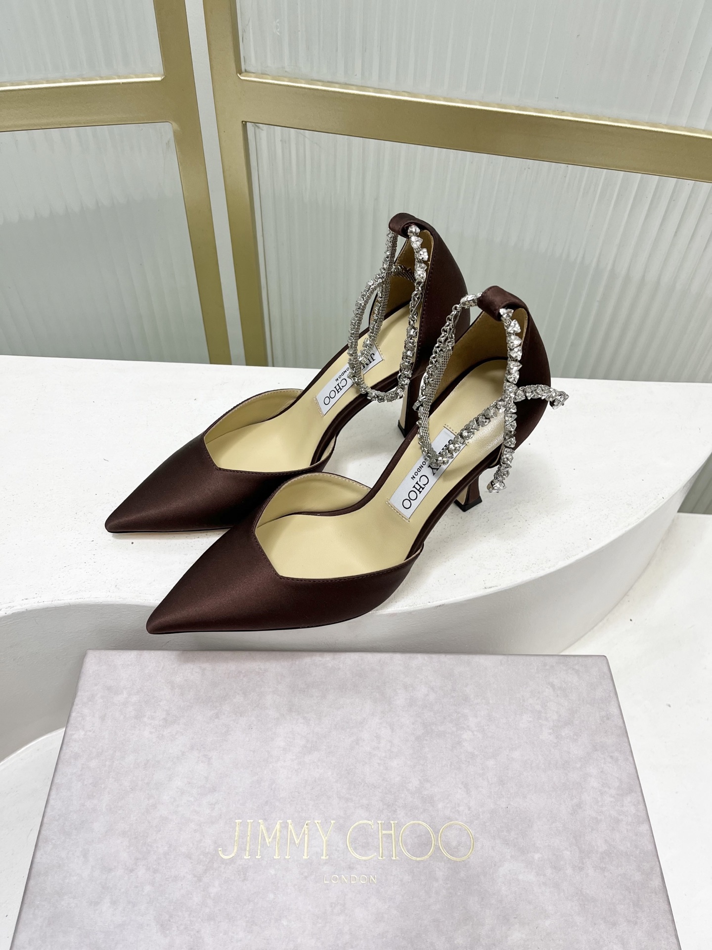 Jimmy Choo Jimmy Cho* JC吉米周新款蝴蝶结钻链真丝绸缎高跟鞋两穿中空尖头凉鞋