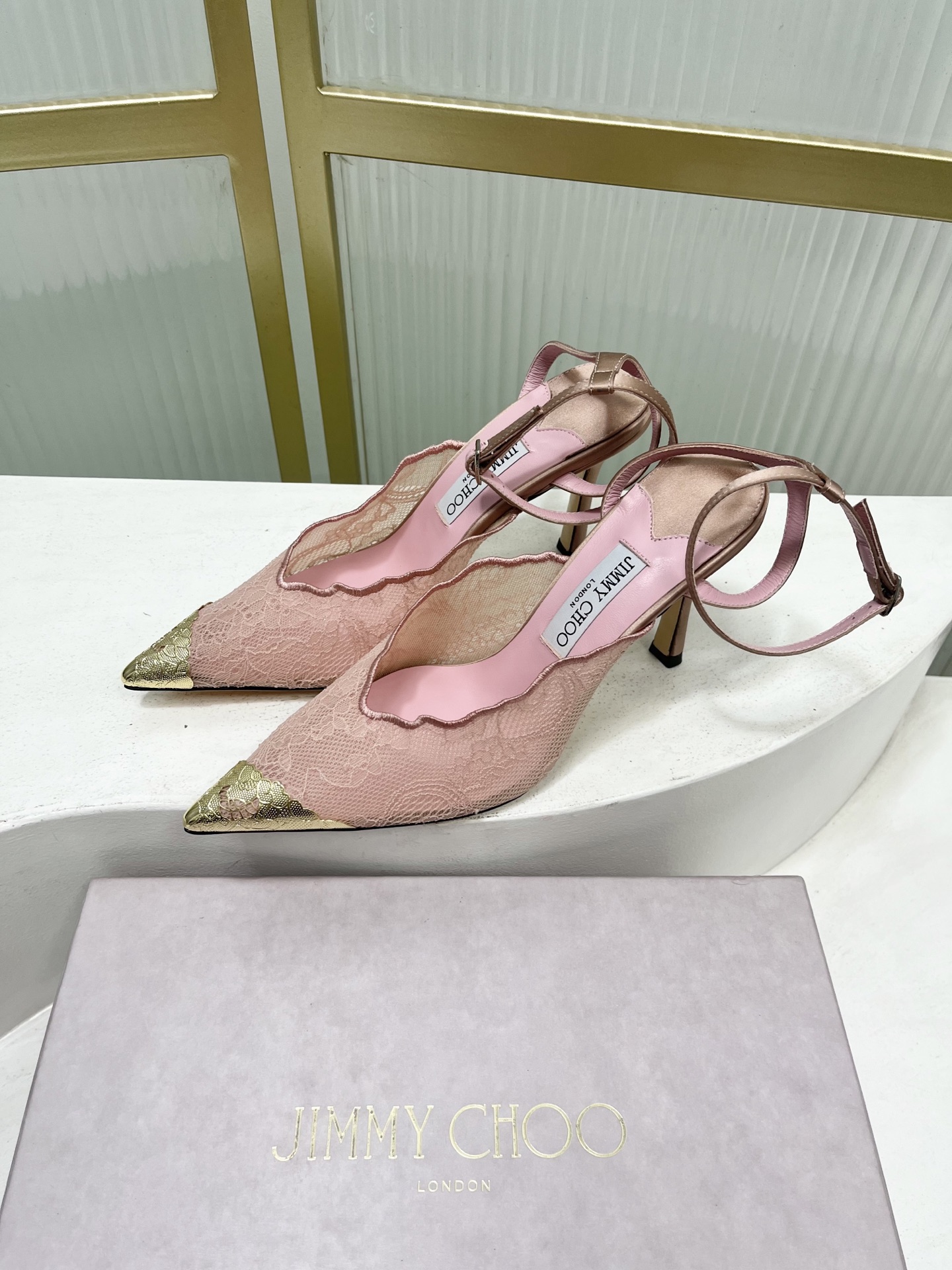 Jimmy Choo JimmyCho*Jc吉米周26早春新款尖头蕾丝后空高跟凉鞋
