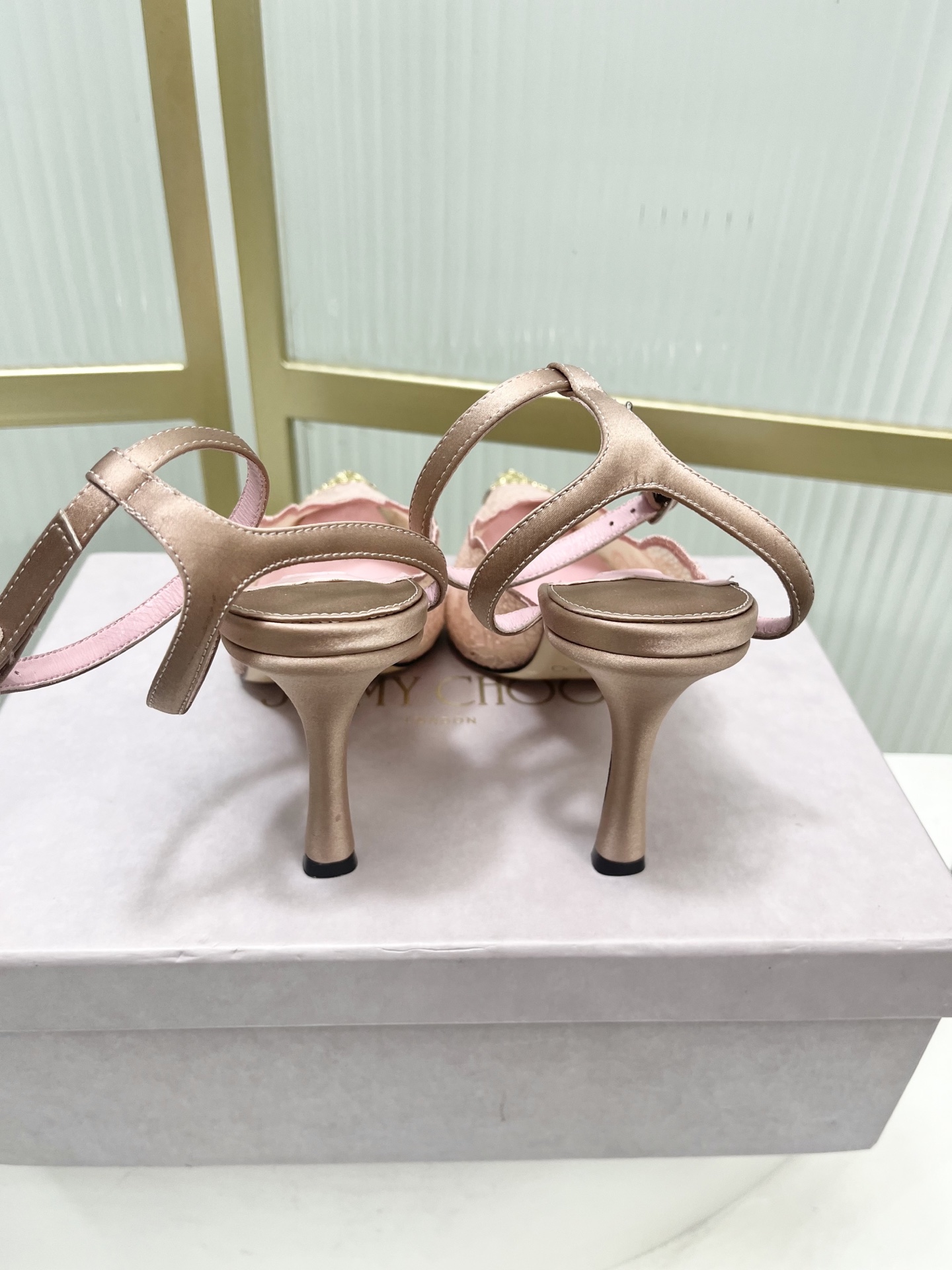 Jimmy Choo JimmyCho*Jc吉米周26早春新款尖头蕾丝后空高跟凉鞋