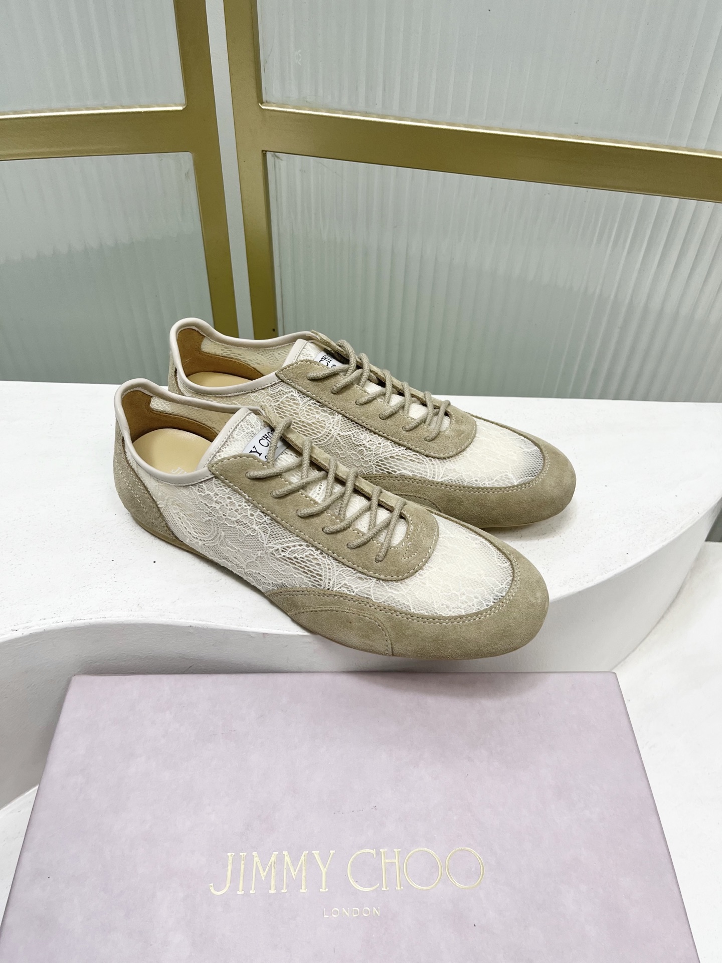 Jimmy Choo Jimmy Cho*jc吉米周26早春新款镂空蕾丝休闲鞋德训鞋