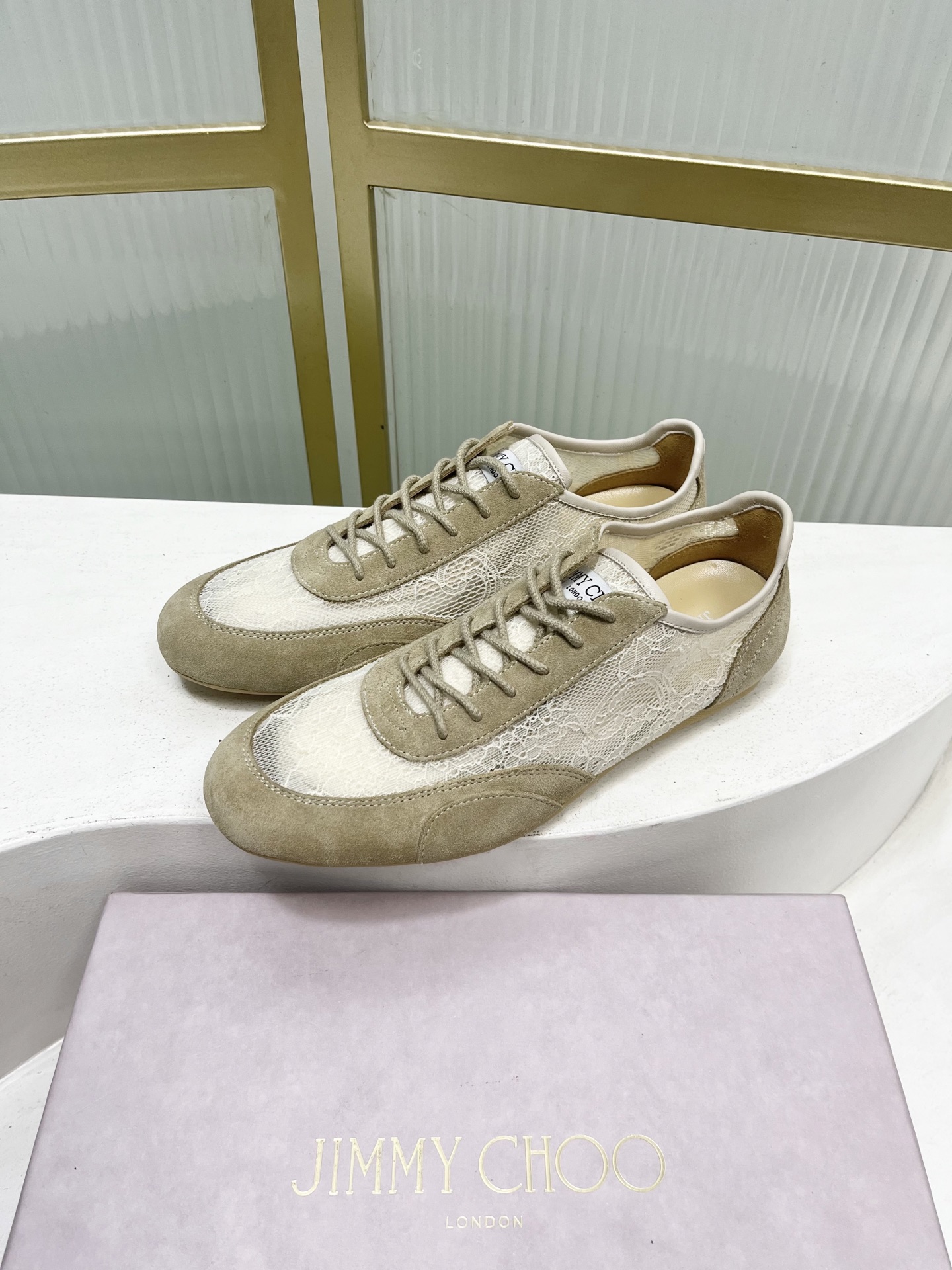 Jimmy Choo Jimmy Cho*jc吉米周26早春新款镂空蕾丝休闲鞋德训鞋