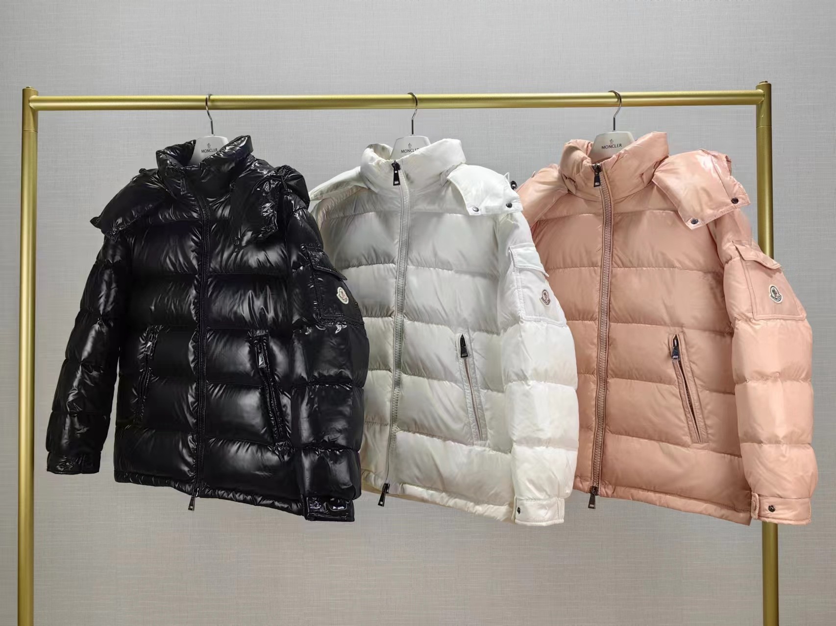 Esclusivo economico
 Moncler Abbigliamento Piumino Donne Top con cappuccio