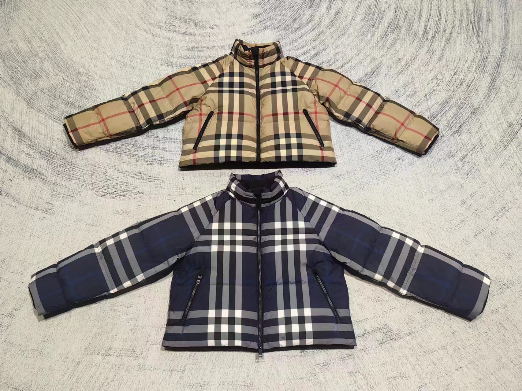 Burberry Ropa Chaqueta de plumón Azul