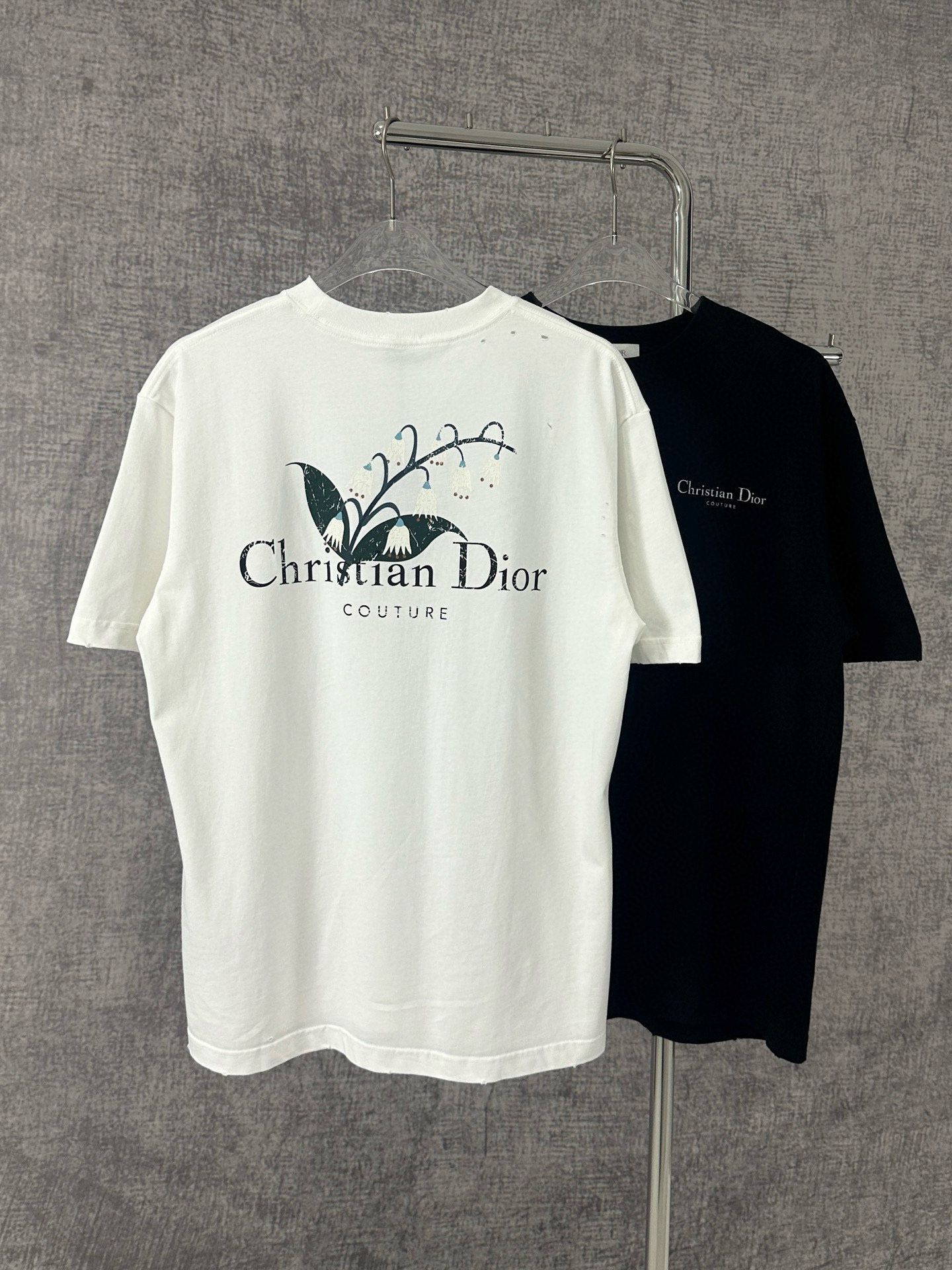 Dior迪奥2025新款后背铃兰字母印花短袖T恤男女同款宽松破...