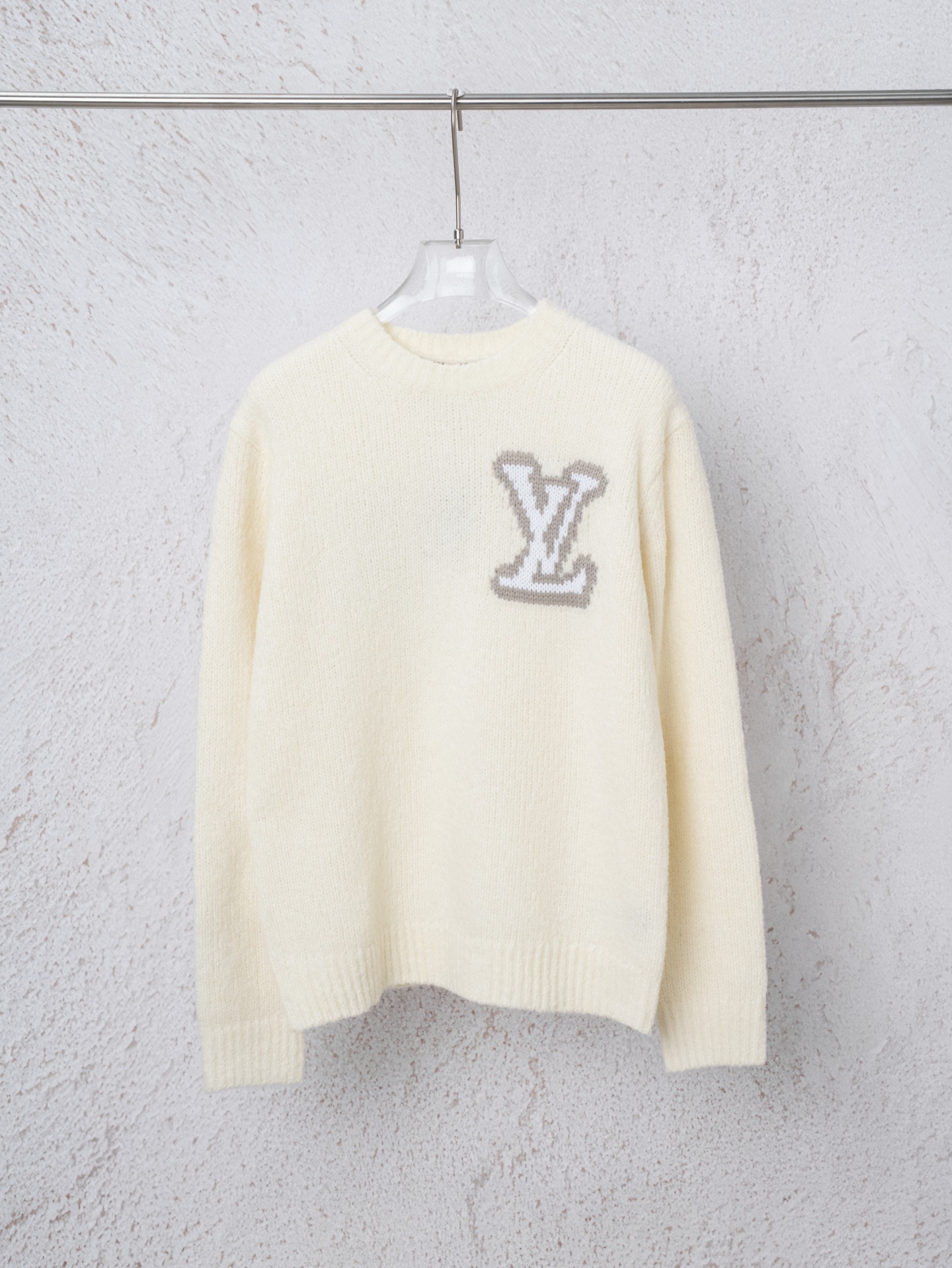 ！Louis Vitton 经典LV立体提花logo，视觉冲击感拉满，奢牌辨识度一眼即知面料质感：软糯雪