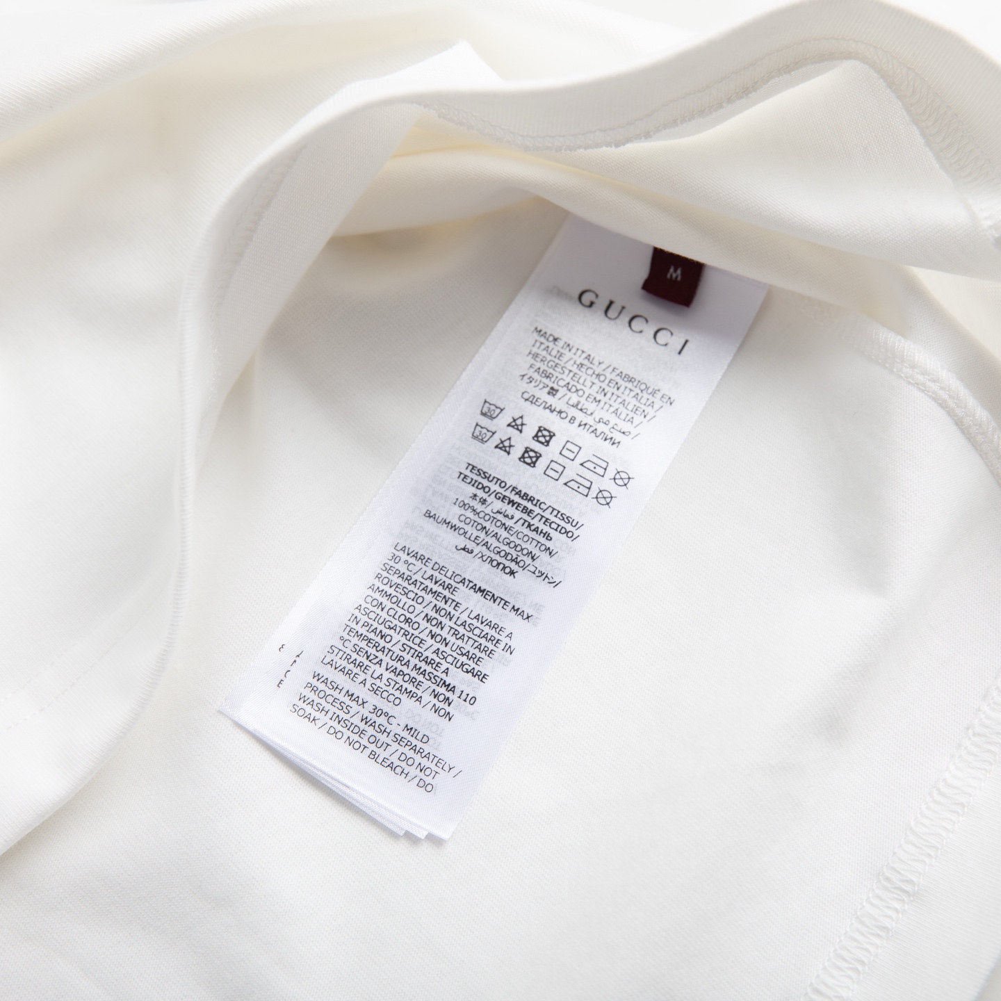 Gucci2026春夏新款白色暗纹图案Logo T恤白T的天花板，是低调的奢华GUCCI这件白T，把高级