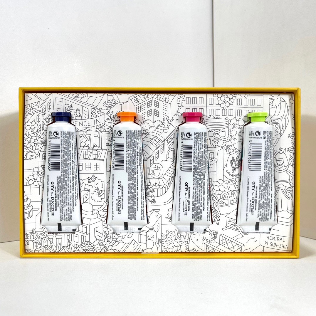 Presented in a yellow presentation box with a matching gift bag and - Comprehensive 4