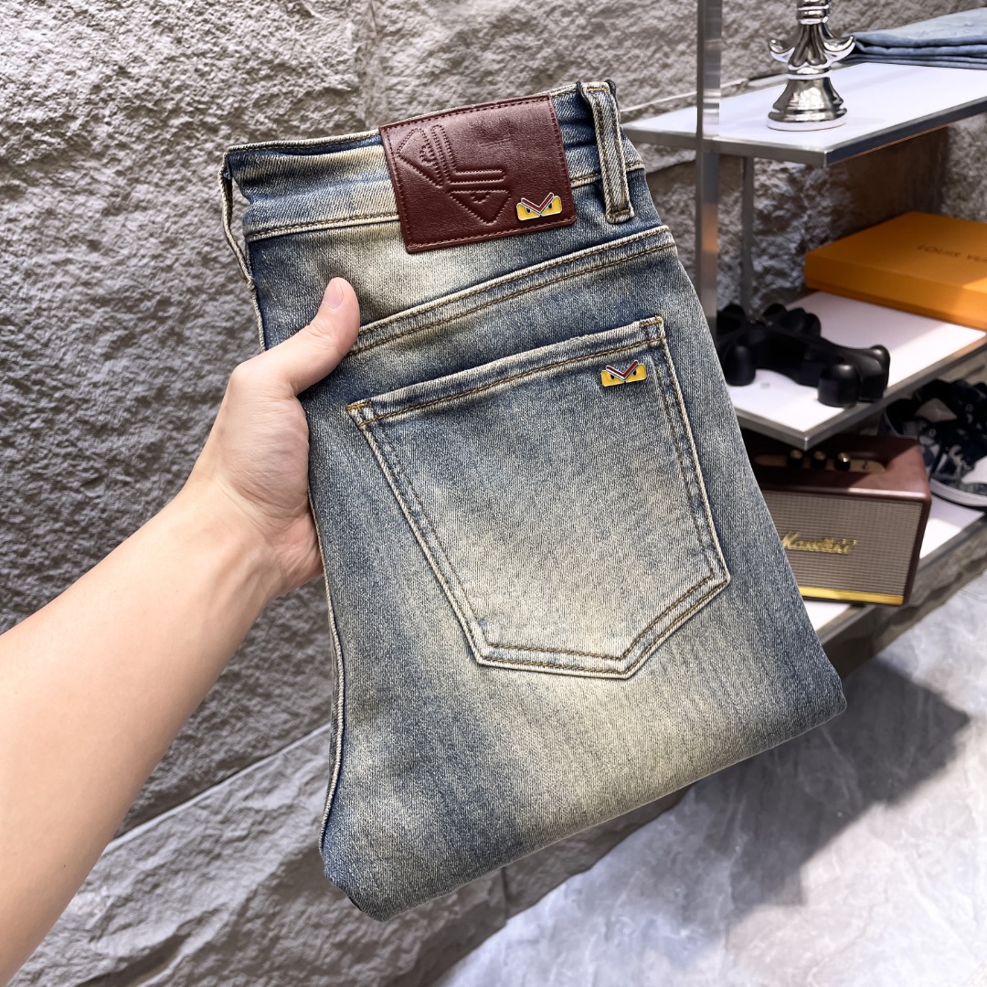 NO:512024,2025 autumn and winter model C [spot direct purchase] No. 6577 Number of codes 28-3837,,alexander wang198609092025秋冬款 C【现货直批】 款号6577 码数28-3837,,alexander wang,Men's clothing