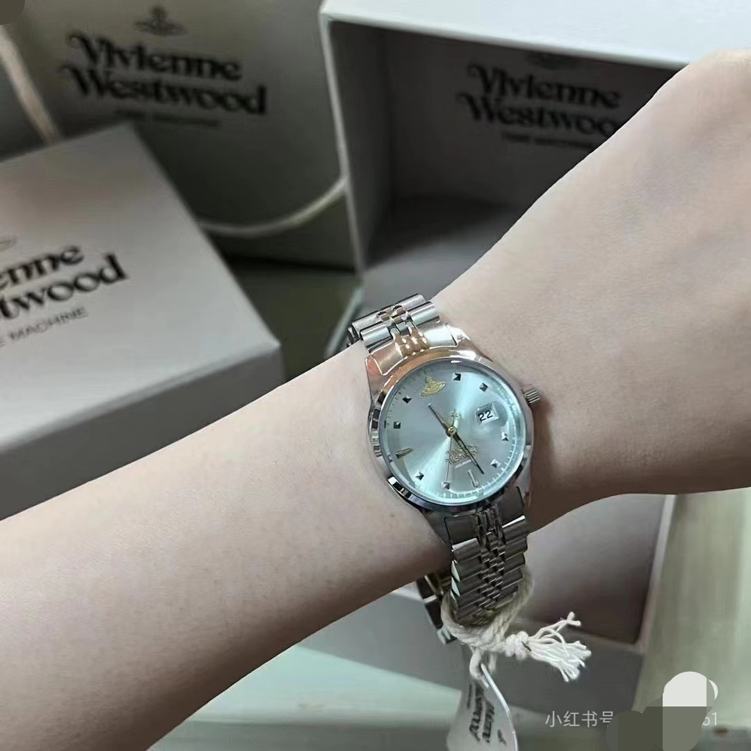 “Stylish Vivienne Westwood Zirconium Watch with Solar Ray Tattoos and Roman Markings” - 图片 7