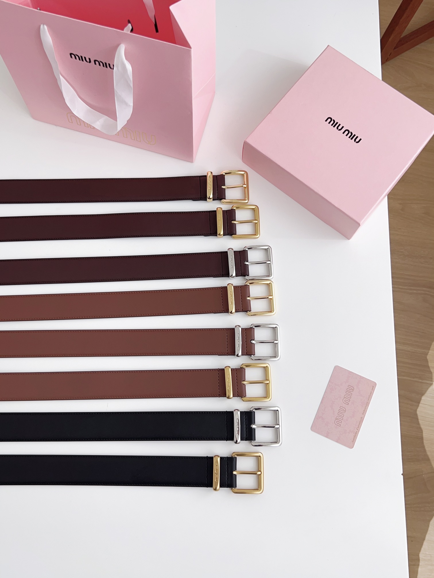 High-End Women’s Leather Belt with Double-Headed Calves and Steel Print - 图片 5