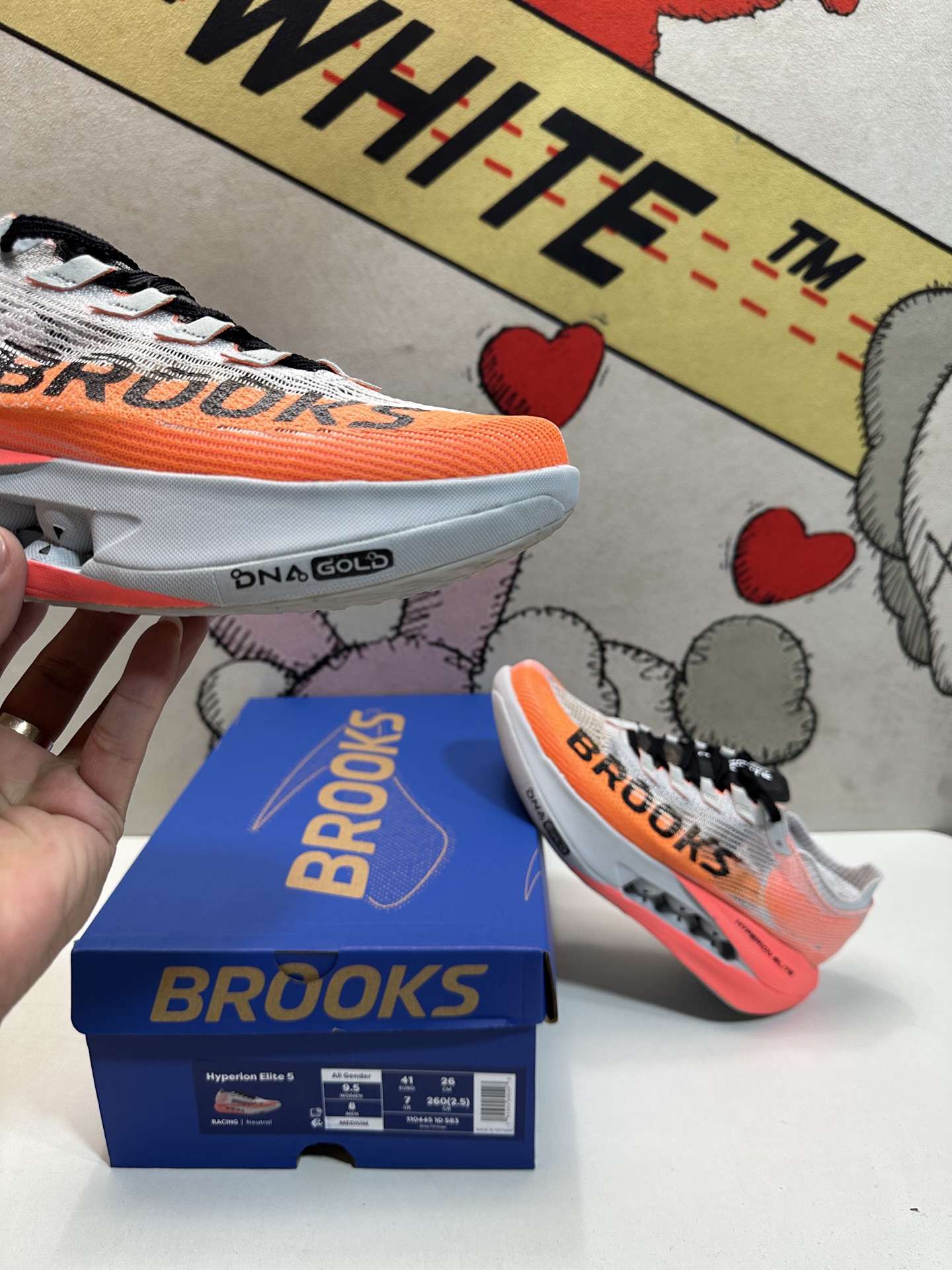 Alternative view of Sneakers 10145