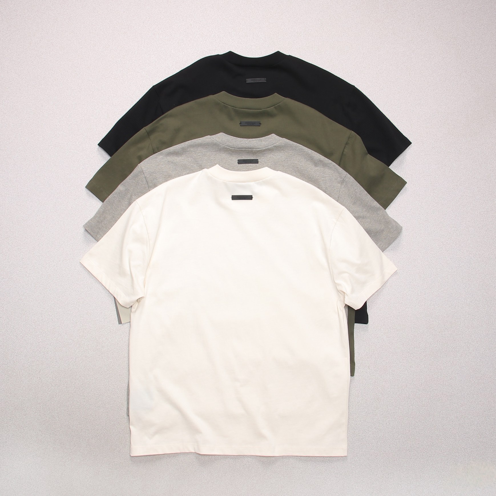 Fear of God Essentials Crew Neck T-Shirt - Stylish Comfort, S-XL Sizes 3 a1742920334431 1030