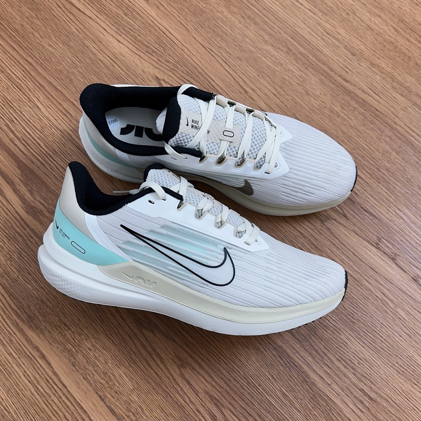 Nike Winflo V9 Running Shoes with Zoom Air Cushioning - Top Quality Comfort 3 i1753903936299 4655 0 2